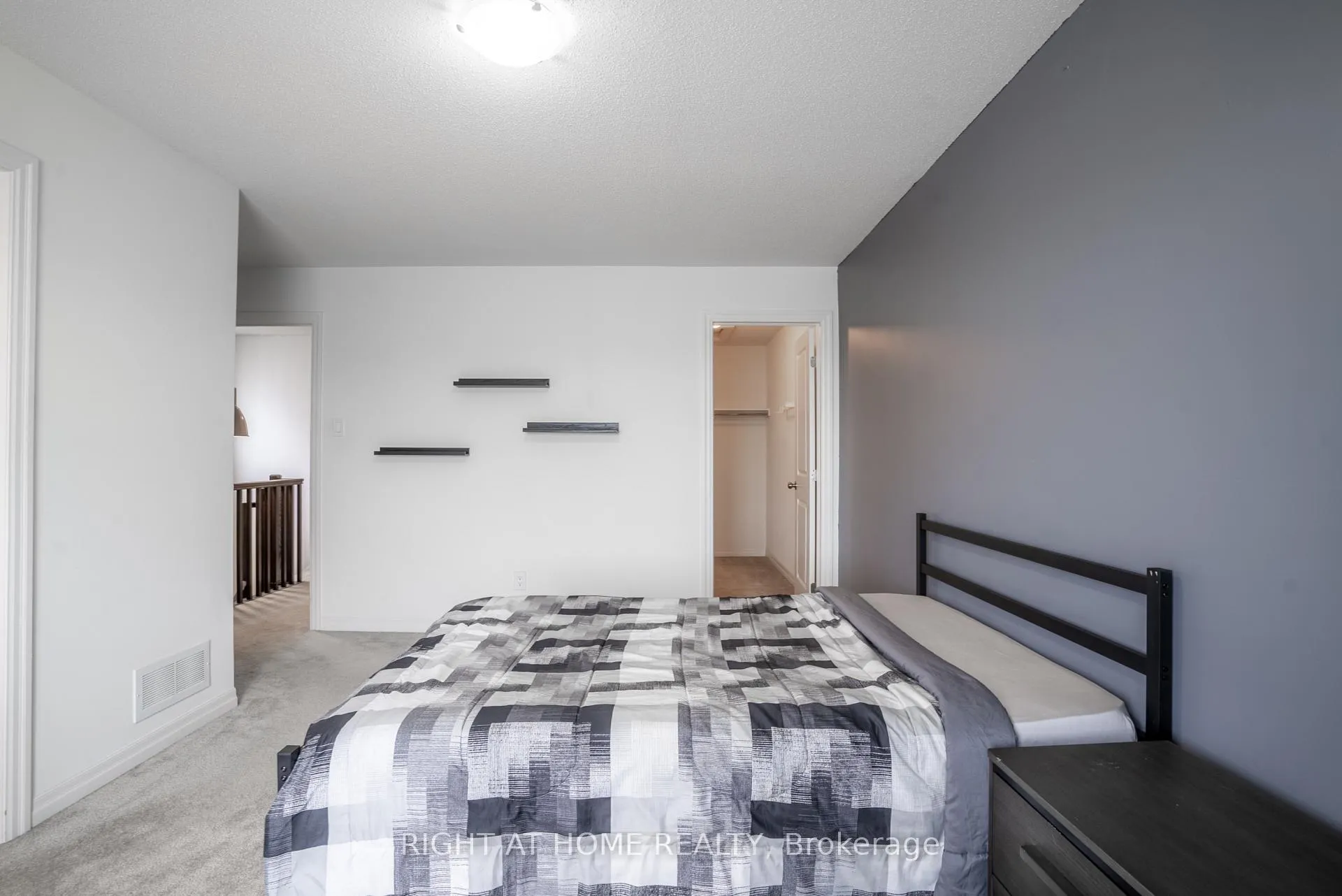 Photo 16 of 712 Brian Good Avenue, Ottawa, Riverside South/Gloucester Glen — HOMEH
