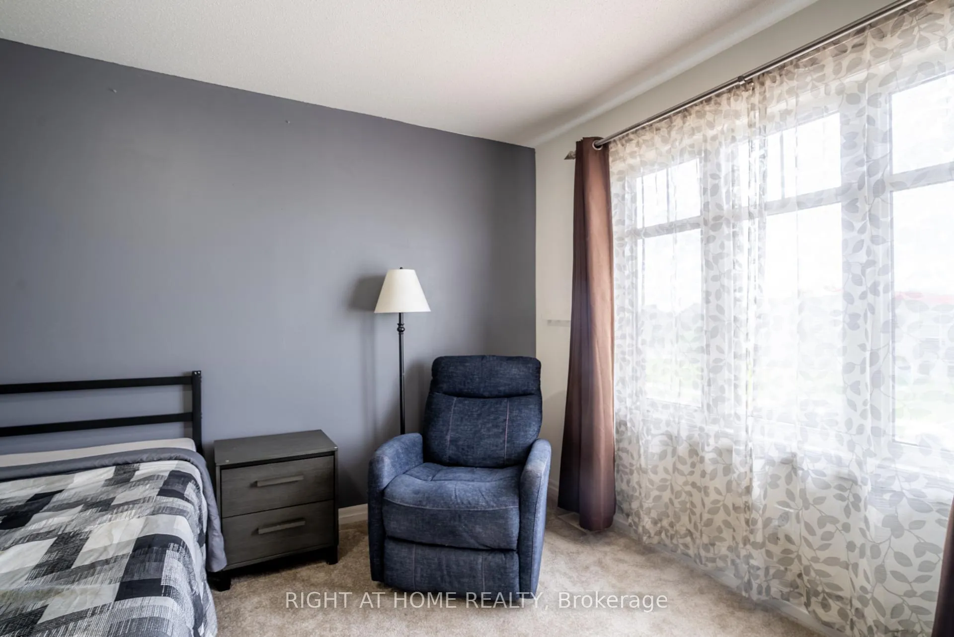 Photo 18 of 712 Brian Good Avenue, Ottawa, Riverside South/Gloucester Glen — HOMEH