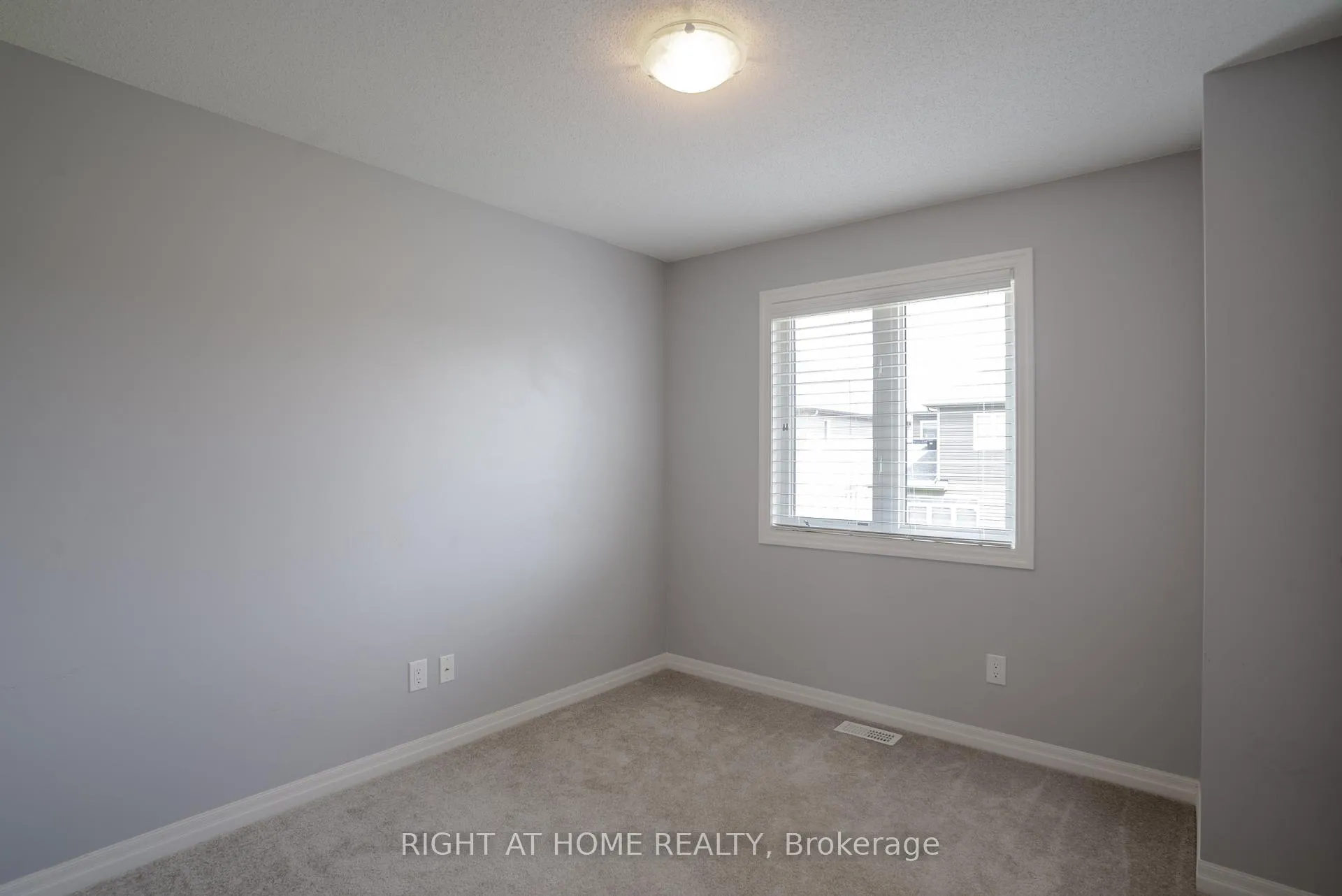 Photo 31 of 712 Brian Good Avenue, Ottawa, Riverside South/Gloucester Glen — HOMEH