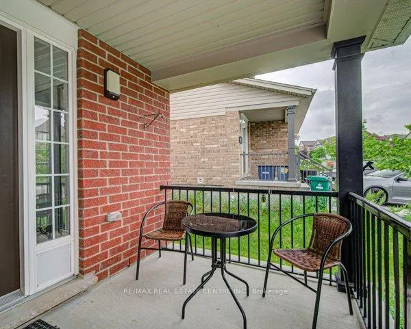 Photo 5 of 55 Isaiah Drive, Kitchener, Larentian West — HOMEH