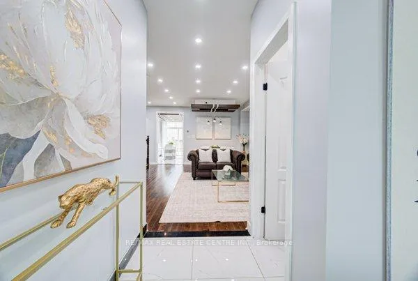 Photo 6 of 55 Isaiah Drive, Kitchener, Larentian West — HOMEH
