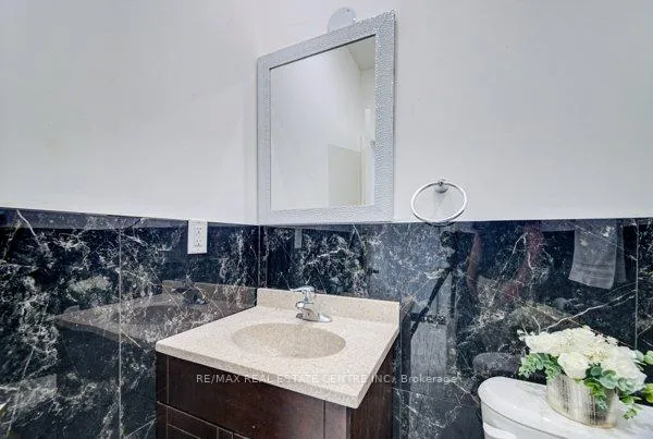 Photo 7 of 55 Isaiah Drive, Kitchener, Larentian West — HOMEH
