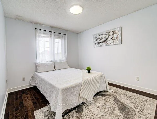Photo 34 of 55 Isaiah Drive, Kitchener, Larentian West — HOMEH