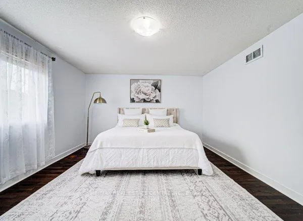 Photo 38 of 55 Isaiah Drive, Kitchener, Larentian West — HOMEH