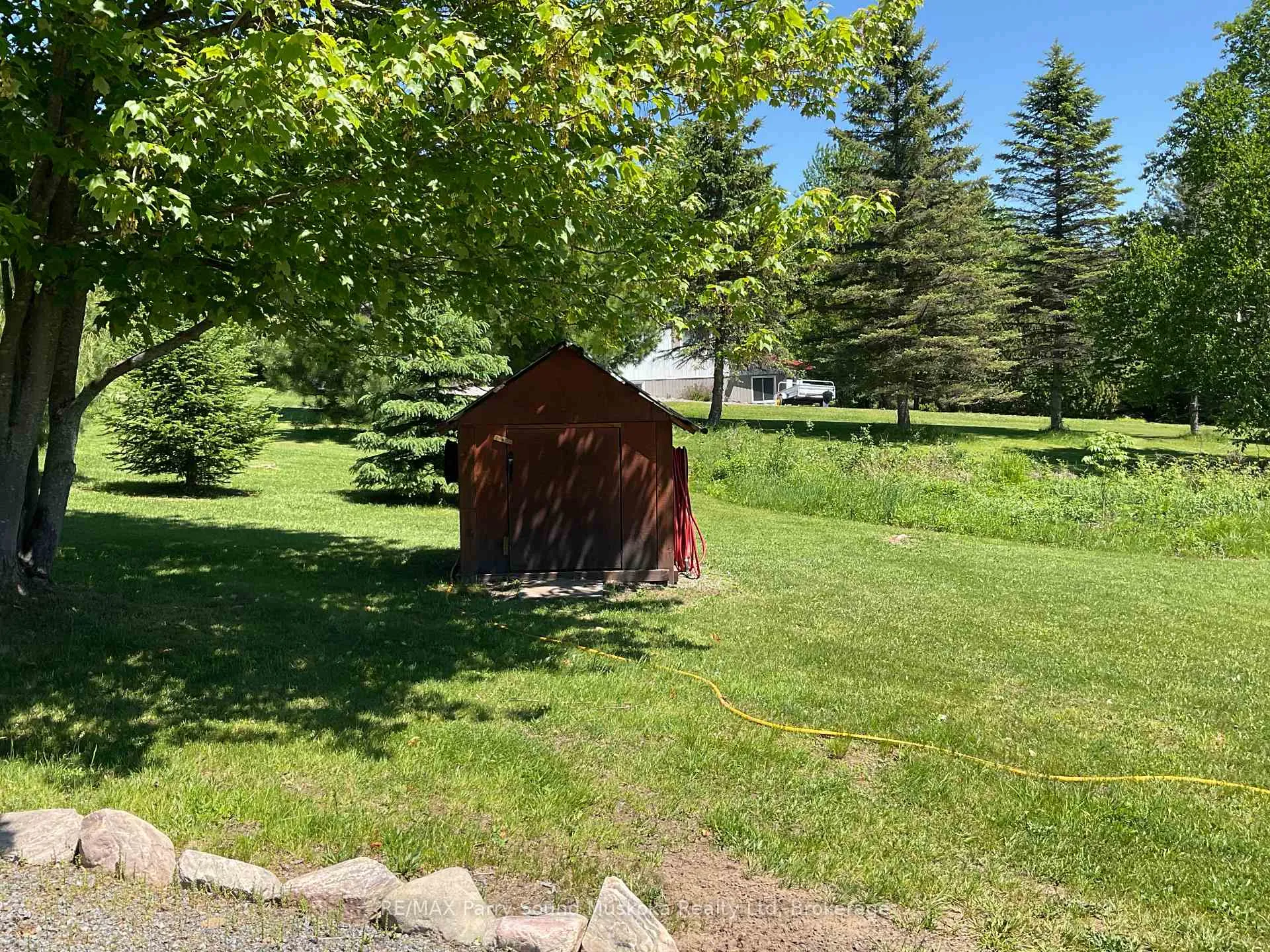 Photo 6 of 135 Daniel Drive, Parry Sound Remote Area, Restoule — HOMEH