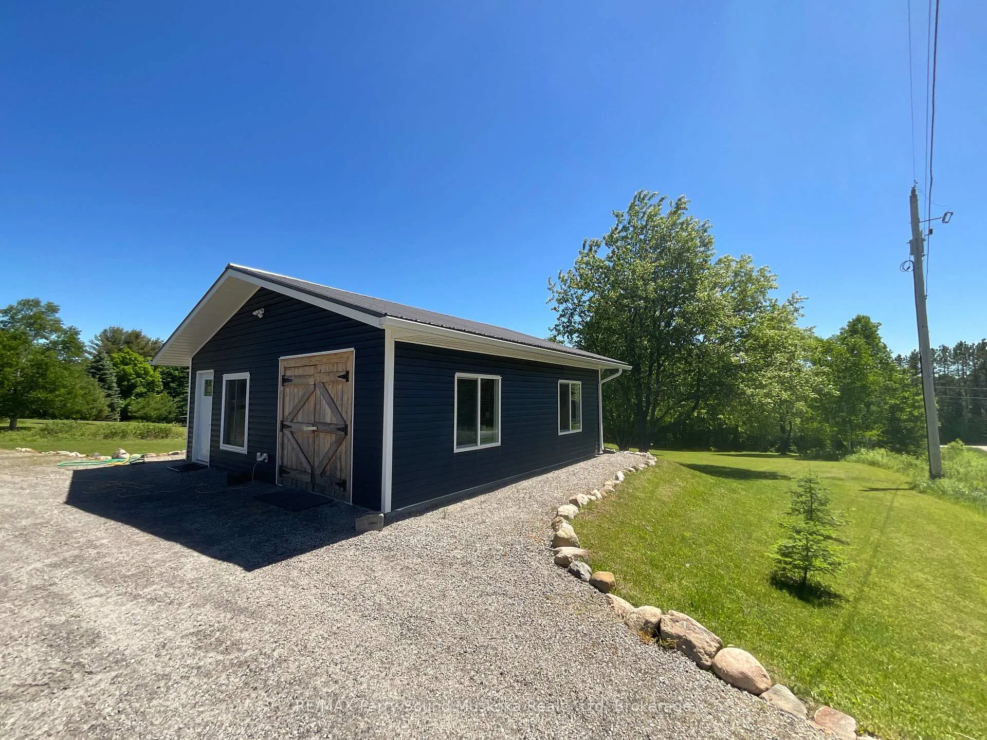 Photo 10 of 135 Daniel Drive, Parry Sound Remote Area, Restoule — HOMEH