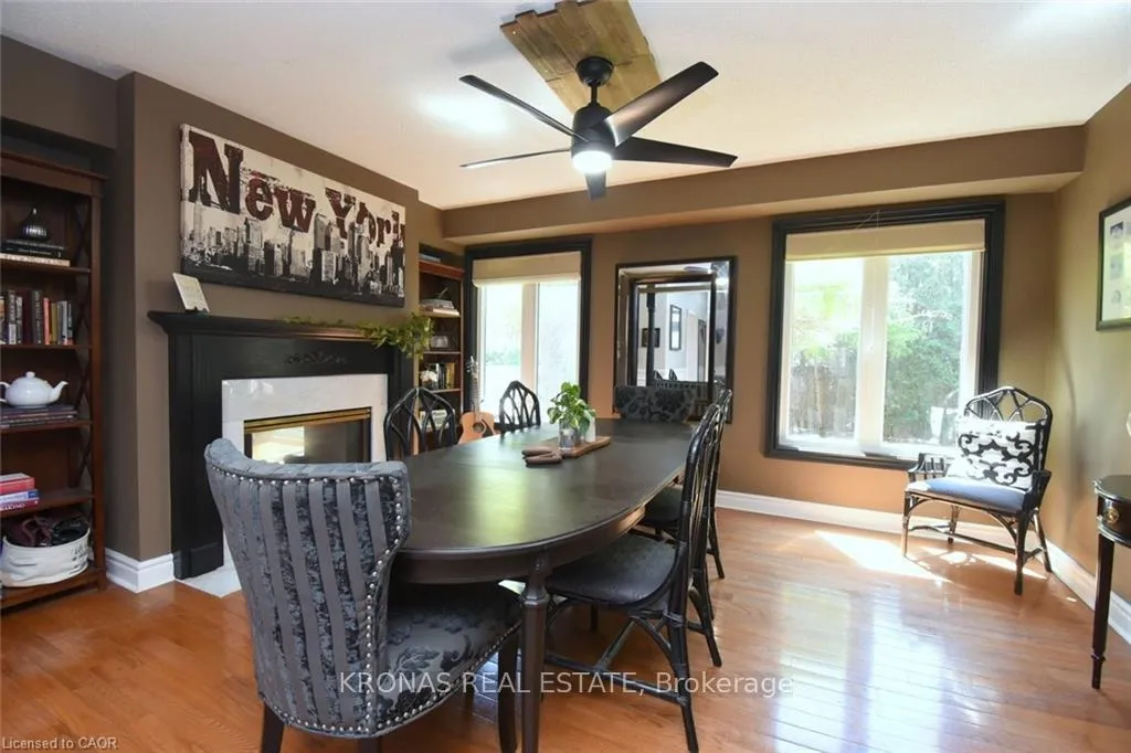 Photo 11 of 26 Banbury Drive, Hamilton, Meadowlands — HOMEH