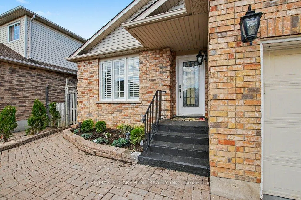 Photo 4 of 6 Theodore Drive, Hamilton, Jerome — HOMEH