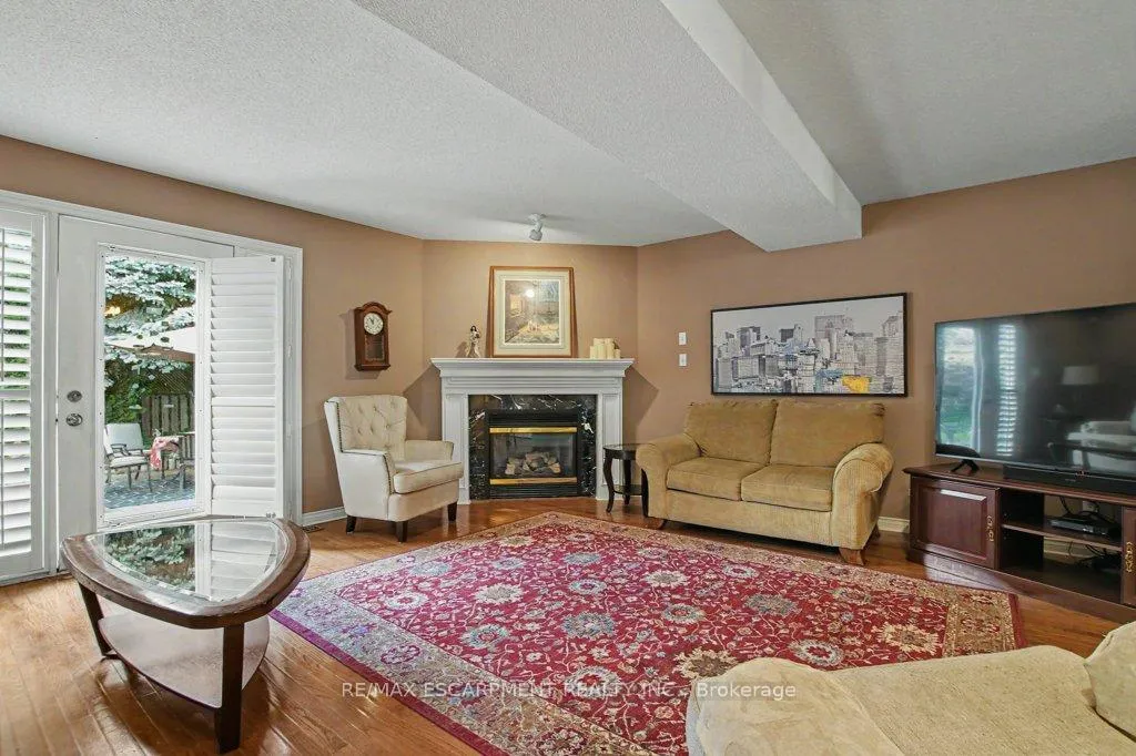 Photo 23 of 6 Theodore Drive, Hamilton, Jerome — HOMEH