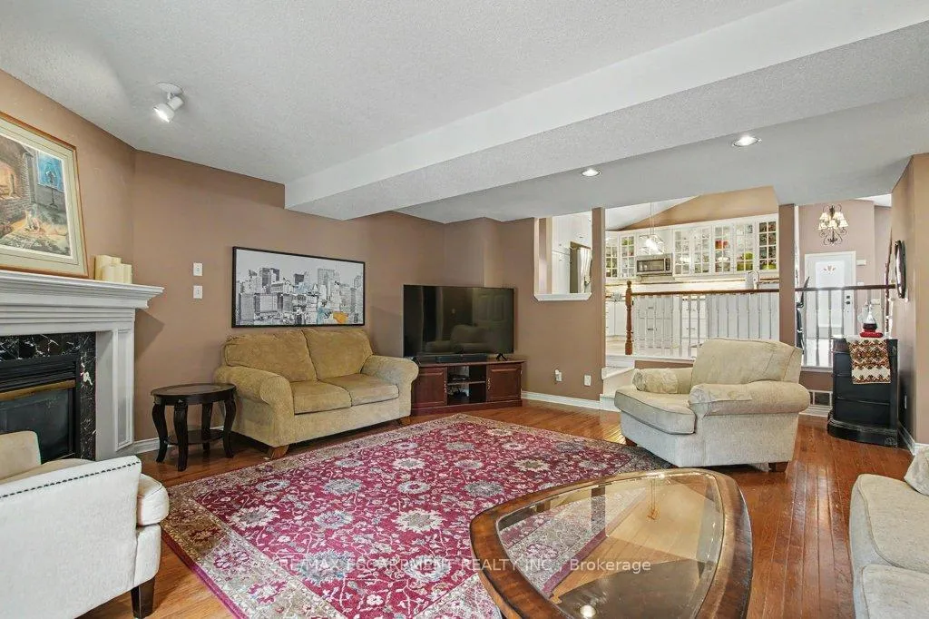 Photo 24 of 6 Theodore Drive, Hamilton, Jerome — HOMEH