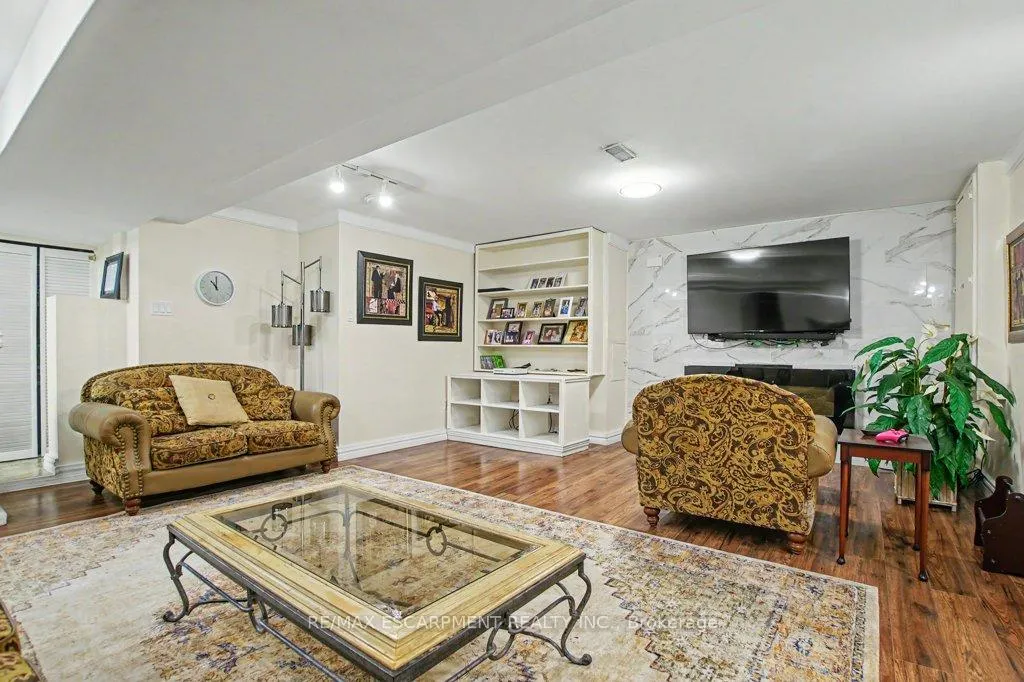 Photo 29 of 6 Theodore Drive, Hamilton, Jerome — HOMEH