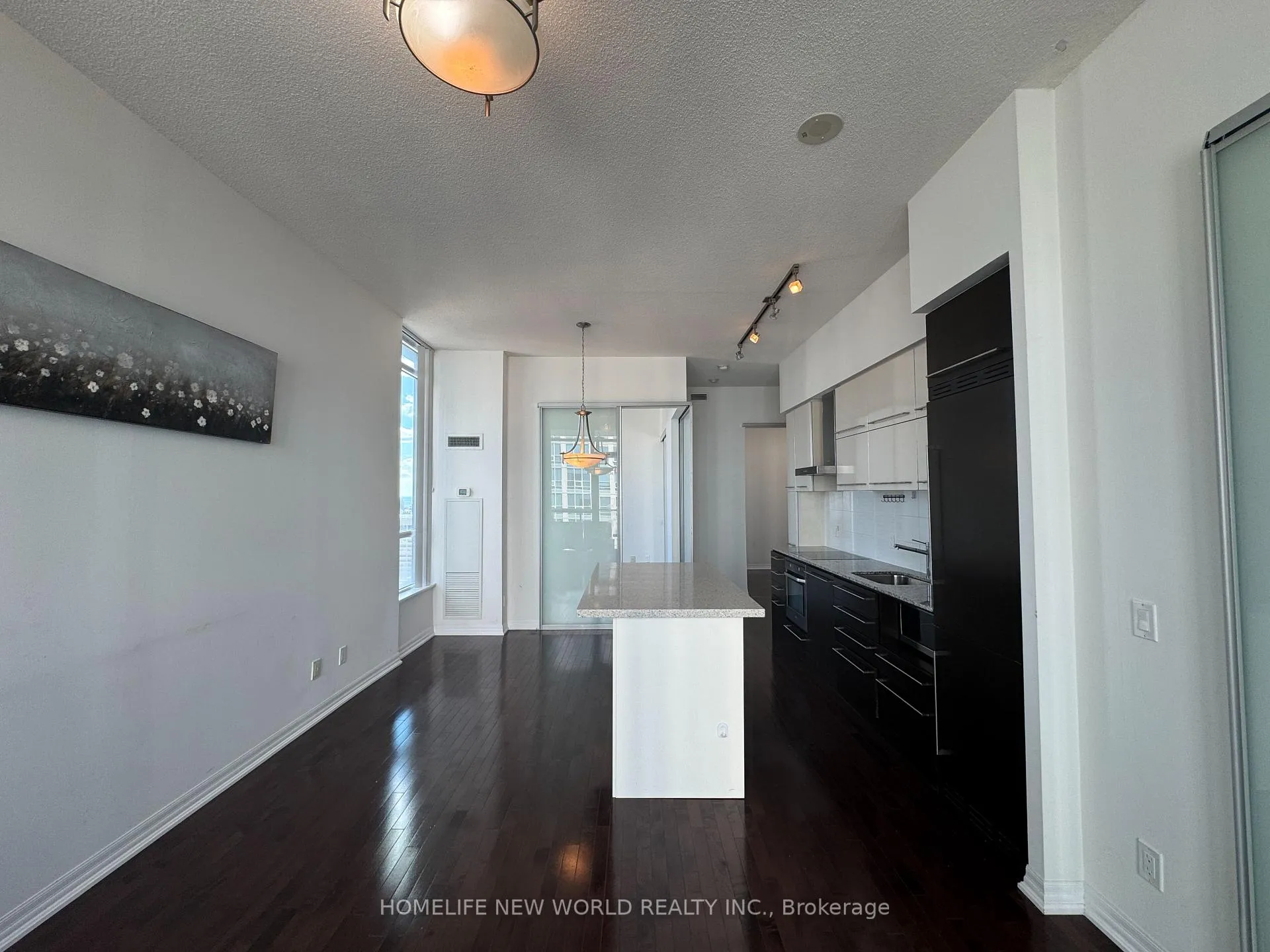 Photo 5 of Unit Ph206, 770 Bay Street, Toronto, Church-Yonge Corridor — HOMEH