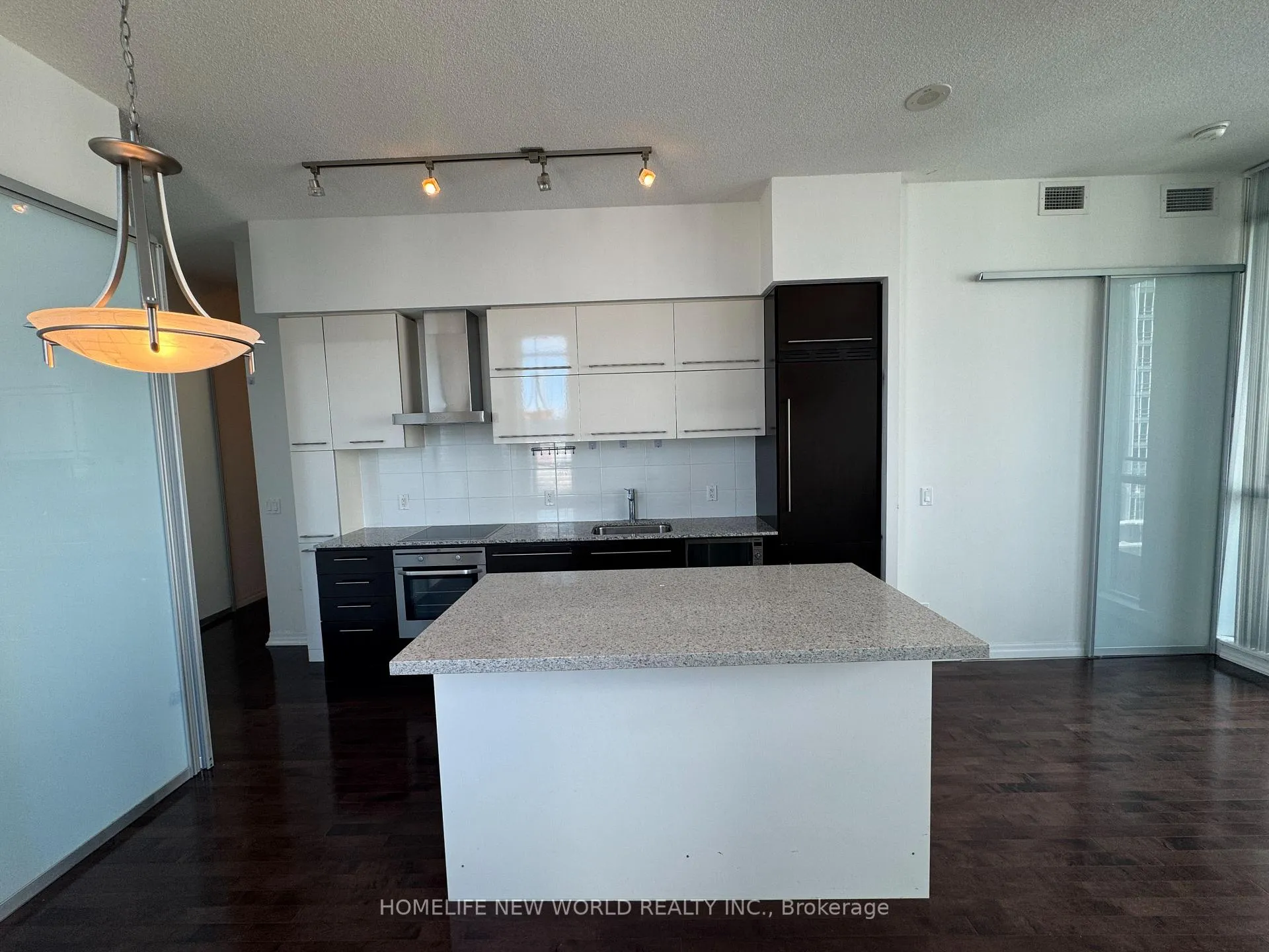 Photo 12 of Unit Ph206, 770 Bay Street, Toronto, Church-Yonge Corridor — HOMEH