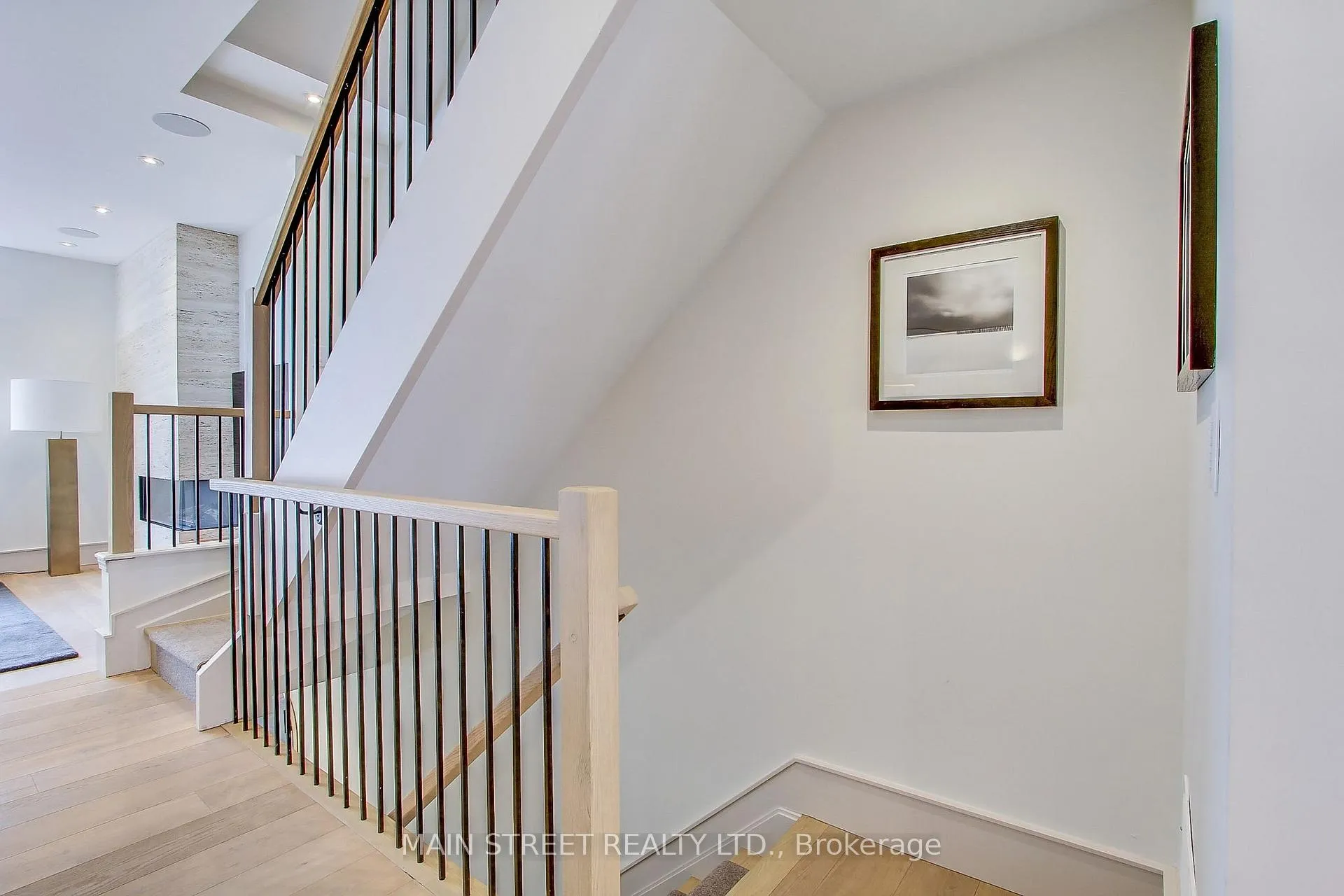 Photo 6 of Unit 27, 12 Powseland Crescent, Vaughan, West Woodbridge — HOMEH