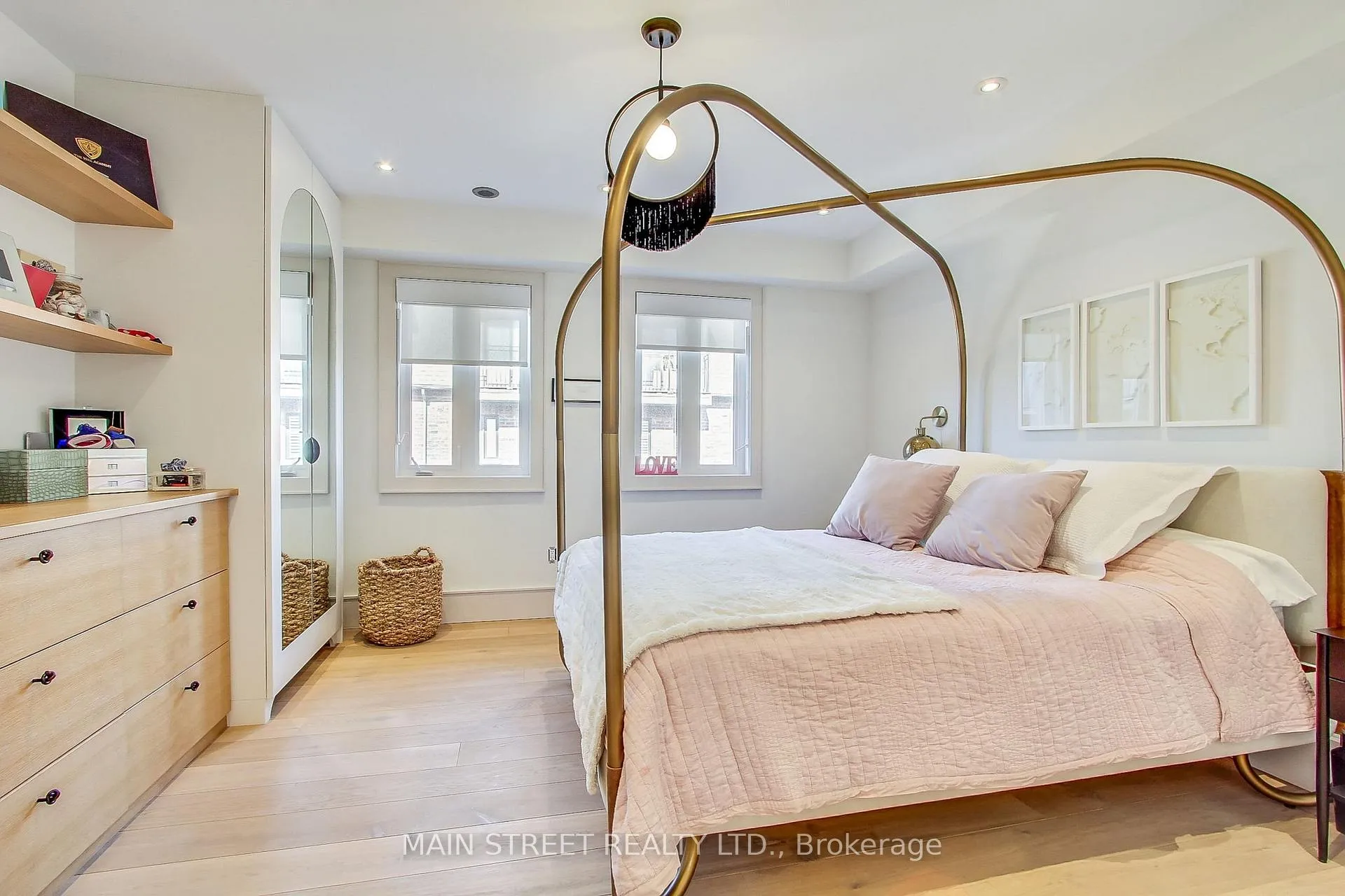 Photo 26 of Unit 27, 12 Powseland Crescent, Vaughan, West Woodbridge — HOMEH