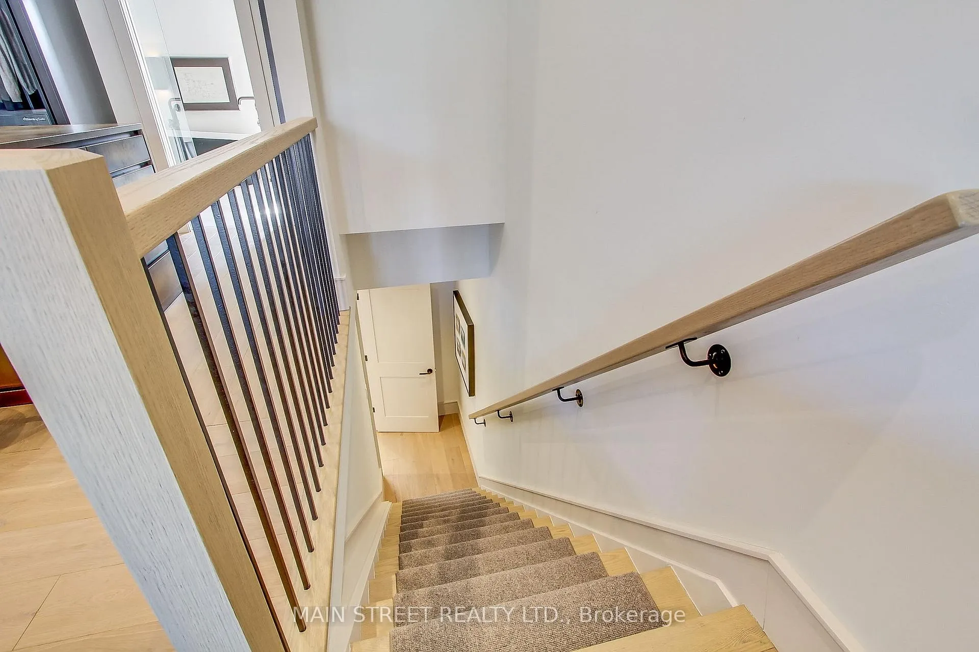 Photo 36 of Unit 27, 12 Powseland Crescent, Vaughan, West Woodbridge — HOMEH