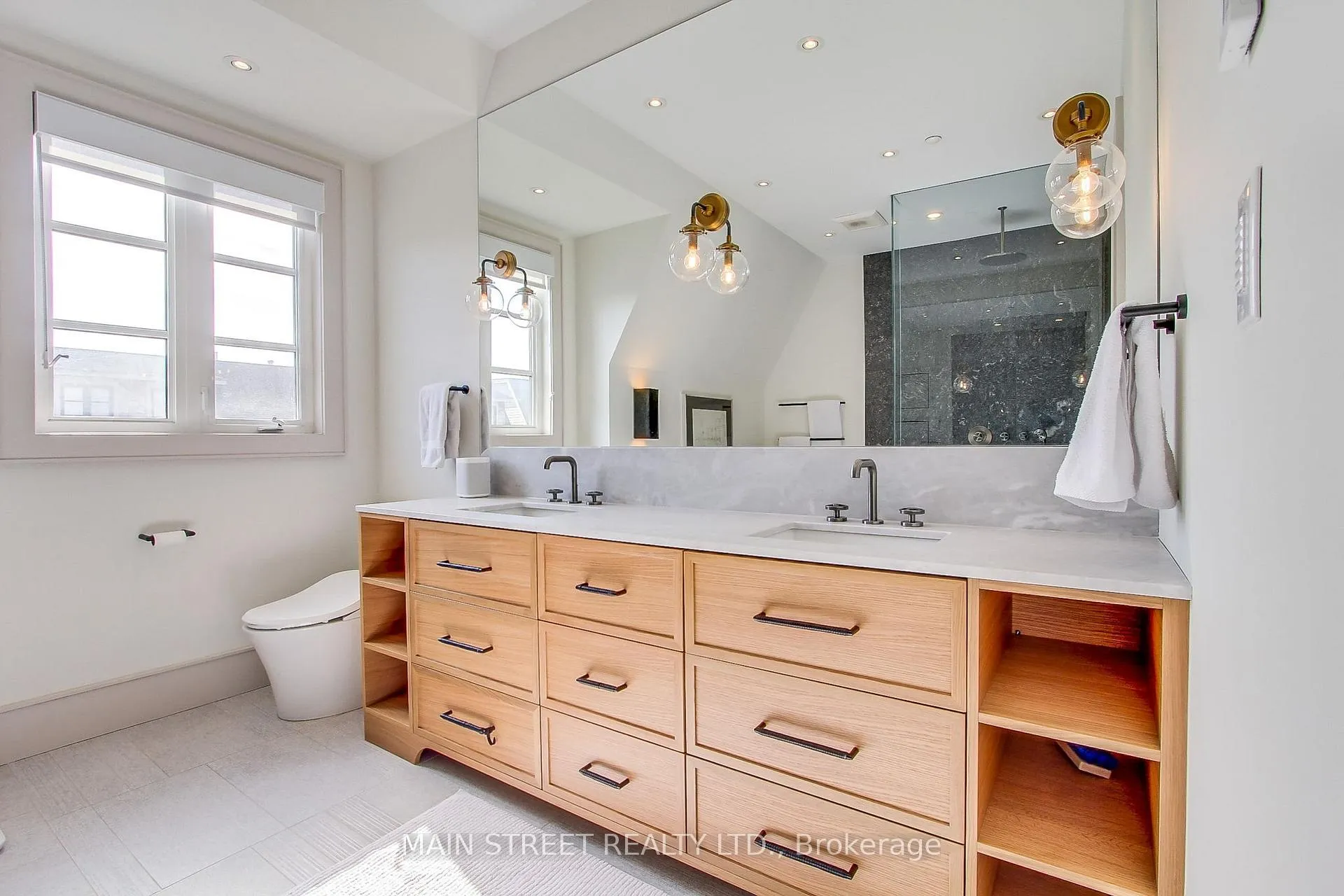 Photo 39 of Unit 27, 12 Powseland Crescent, Vaughan, West Woodbridge — HOMEH