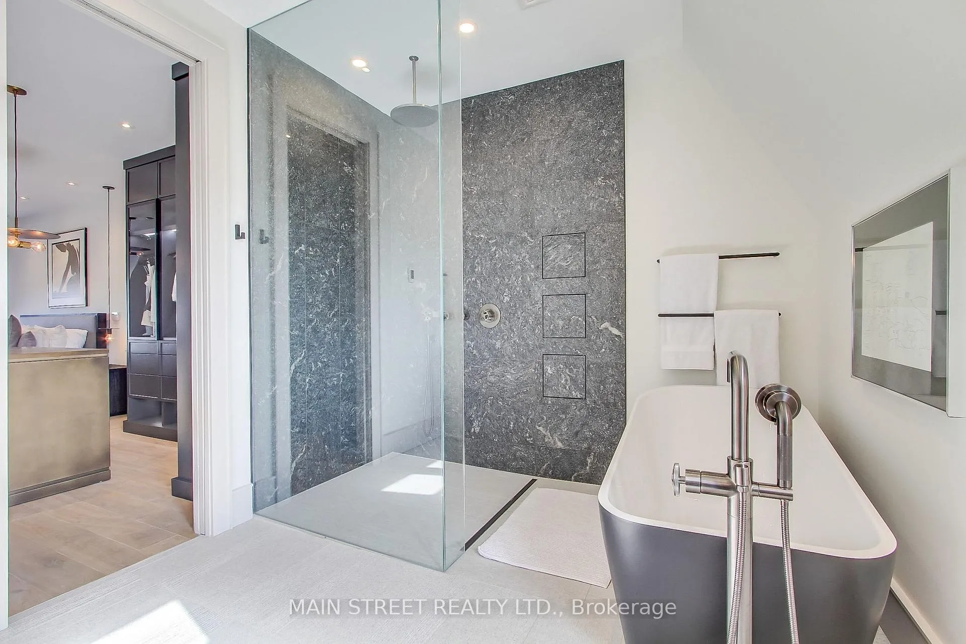 Photo 40 of Unit 27, 12 Powseland Crescent, Vaughan, West Woodbridge — HOMEH