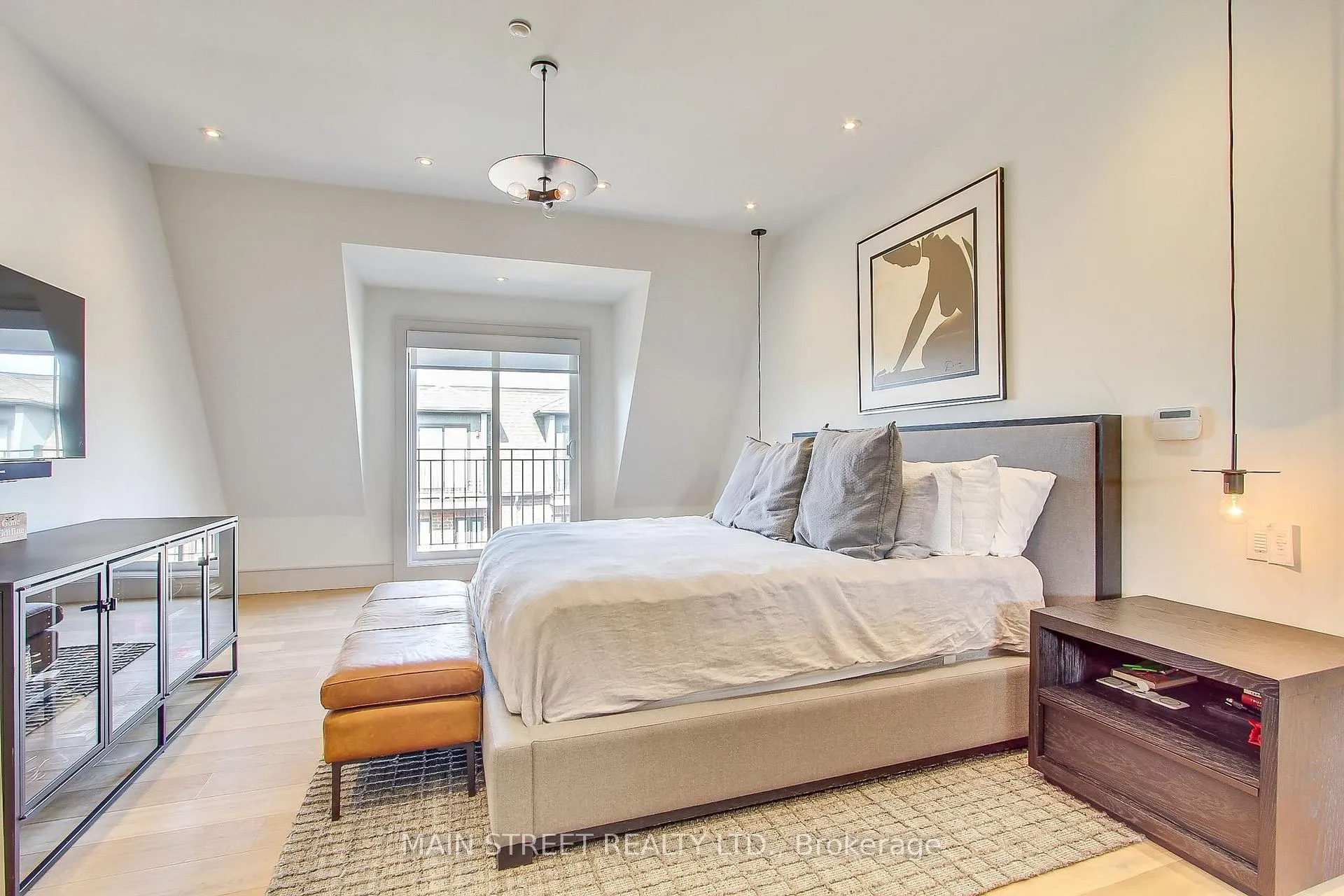 Photo 44 of Unit 27, 12 Powseland Crescent, Vaughan, West Woodbridge — HOMEH