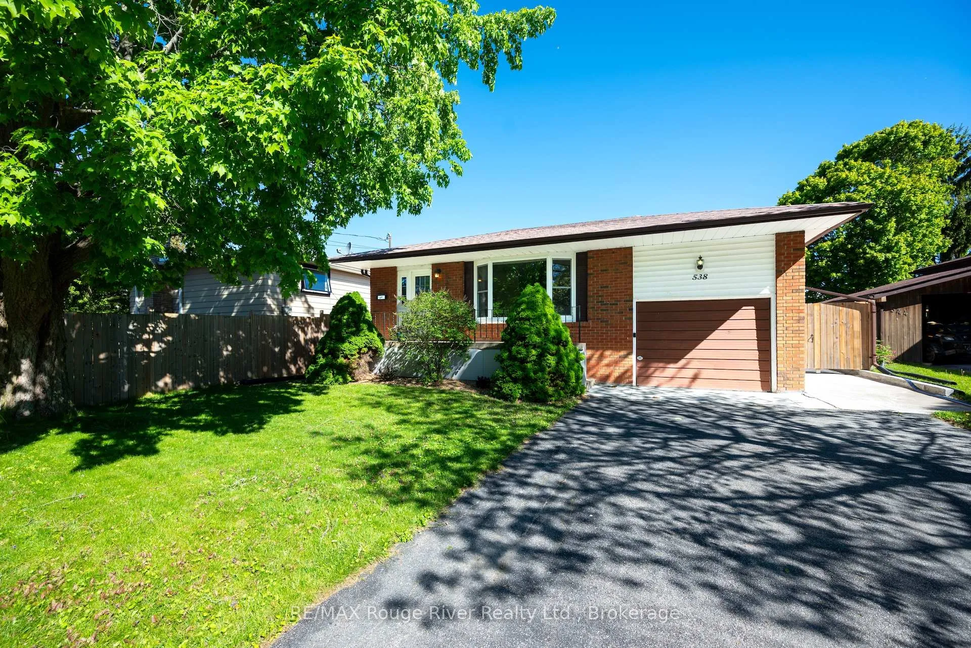 Photo 2 of 538 Willow Crescent, Cobourg — HOMEH