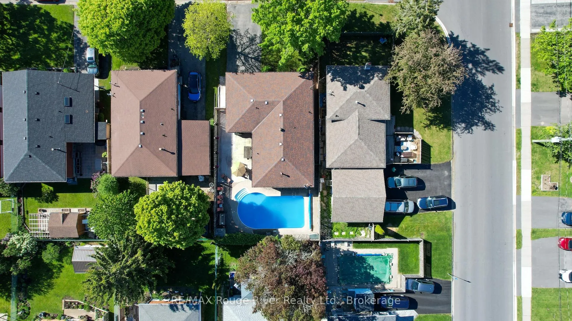 Photo 3 of 538 Willow Crescent, Cobourg — HOMEH