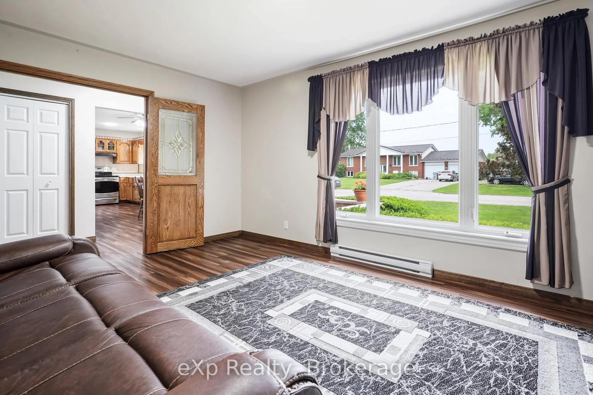 Photo 7 of 4094 Queen Street, Perth East, Millbank — HOMEH