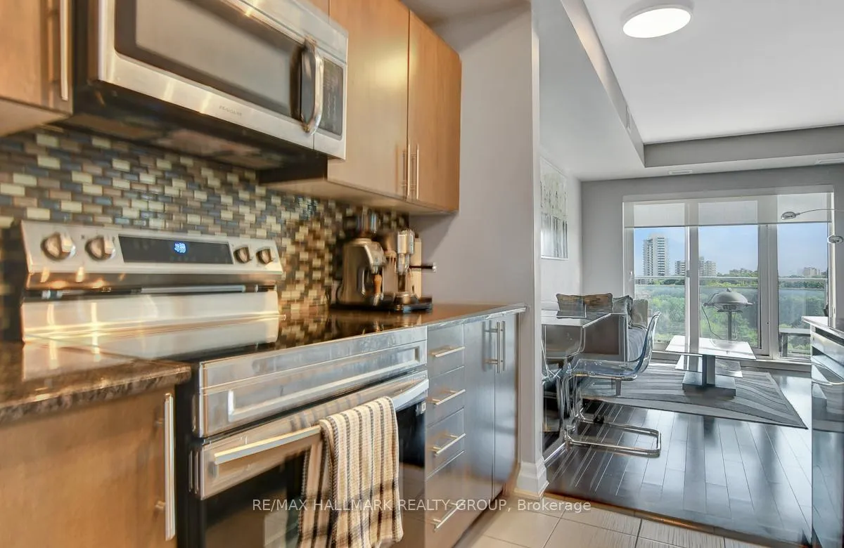 Photo 10 of Unit 1101, 90 Landry Street, Ottawa, Vanier — HOMEH