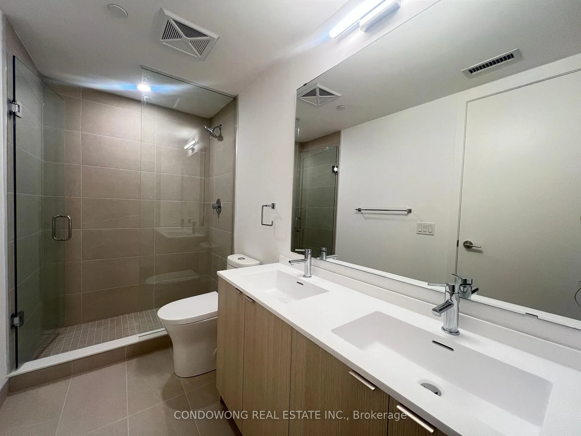 Photo 6 of Unit 2211, 100 Queen Street E, Toronto, Church-Yonge Corridor — HOMEH