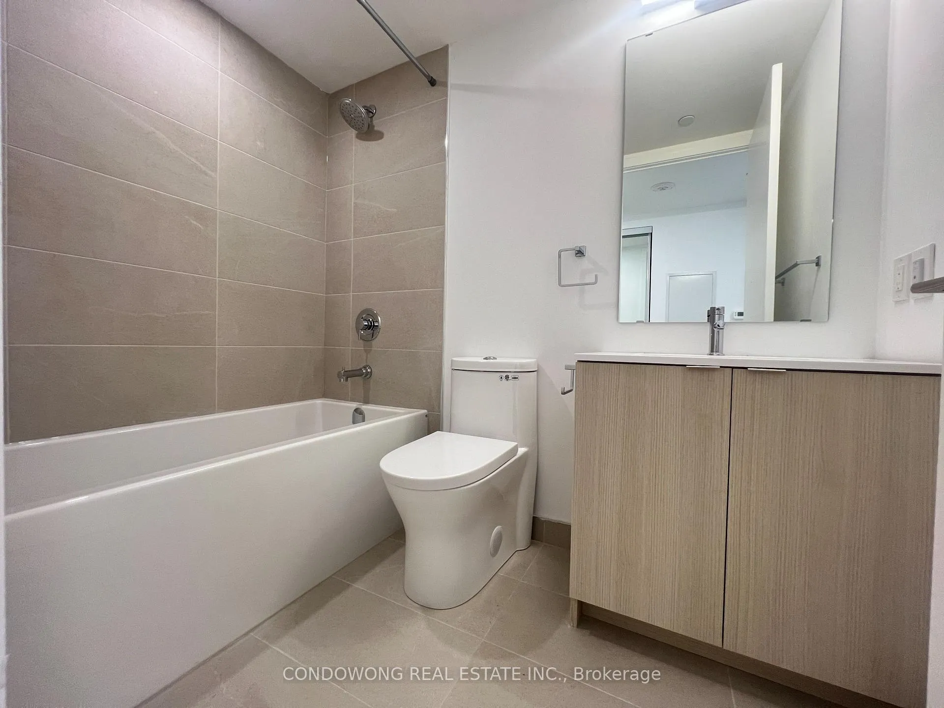 Photo 9 of Unit 2211, 100 Queen Street E, Toronto, Church-Yonge Corridor — HOMEH