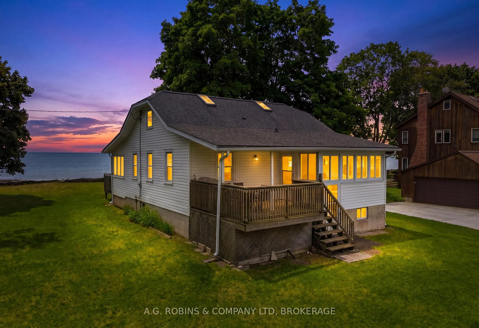 Photo 2 of 11803 Lakeshore Road, Wainfleet, Lakeshore — HOMEH