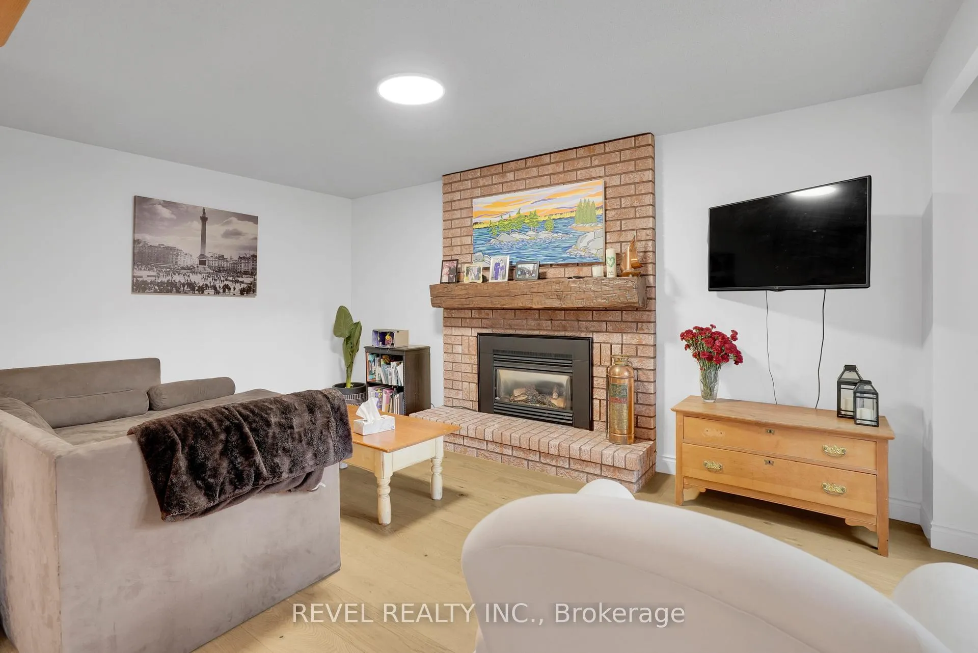 Photo 17 of 53 Oakridge Drive, Barrie, Sunnidale — HOMEH