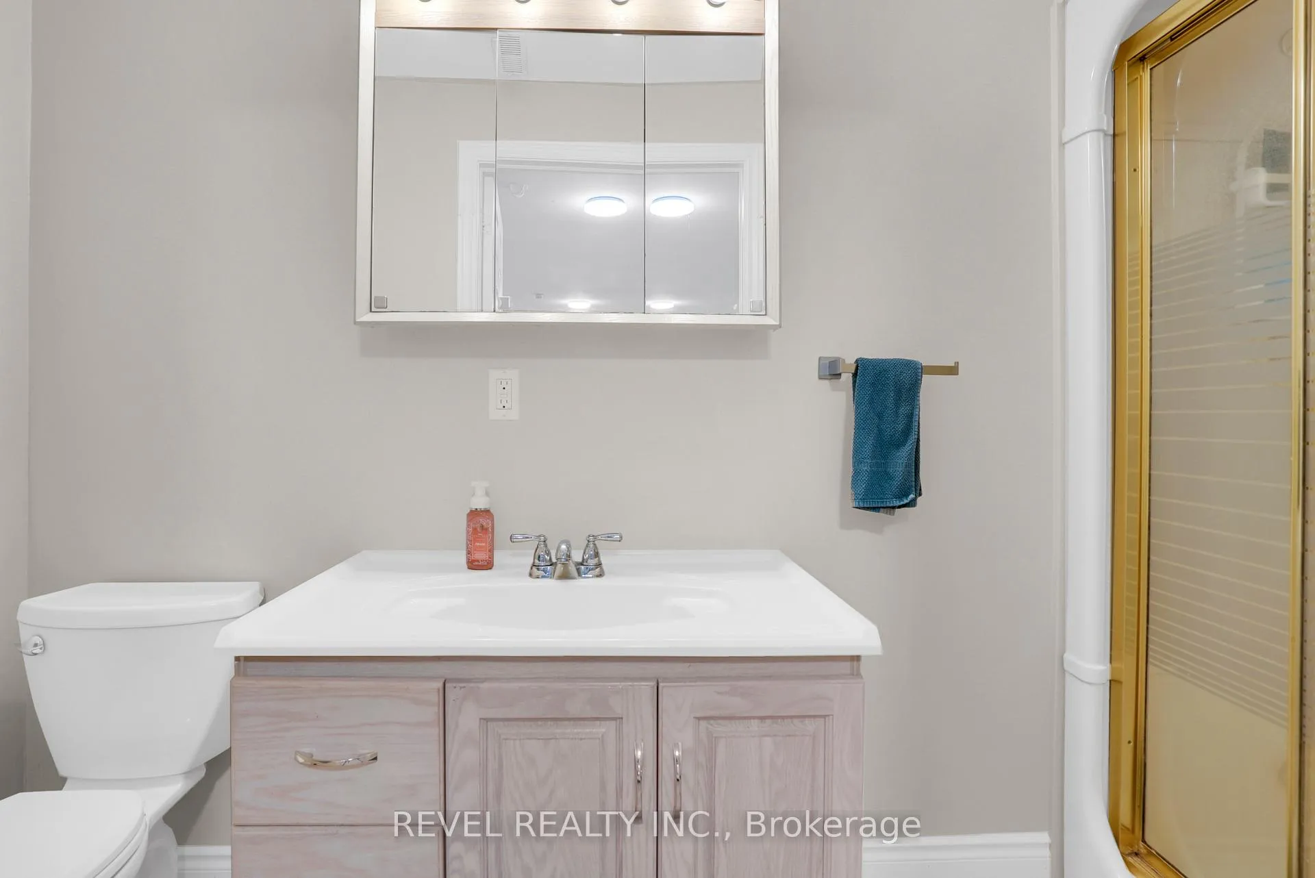Photo 37 of 53 Oakridge Drive, Barrie, Sunnidale — HOMEH