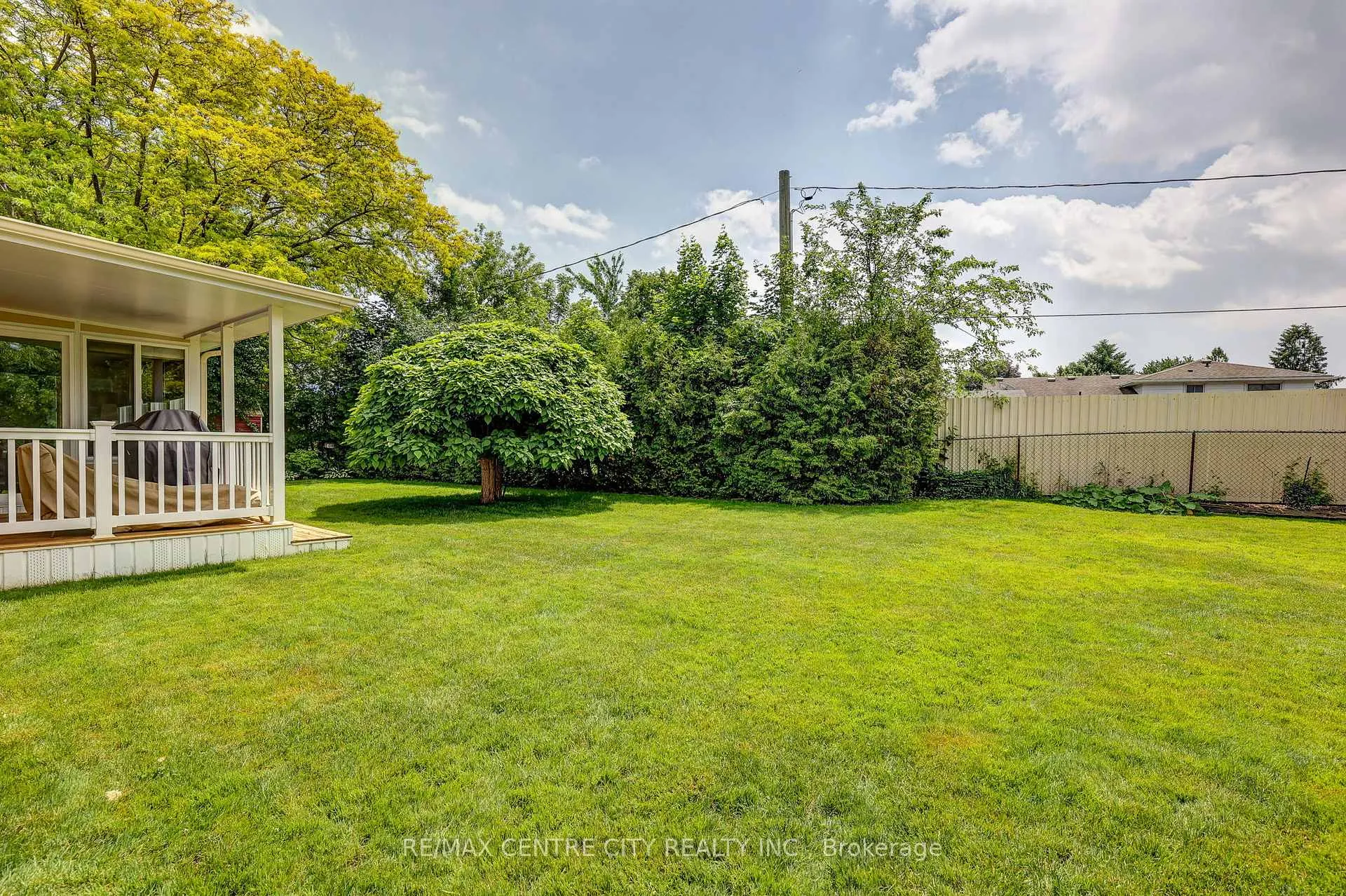 Photo 12 of 9 Northwood Place, St. Thomas — HOMEH