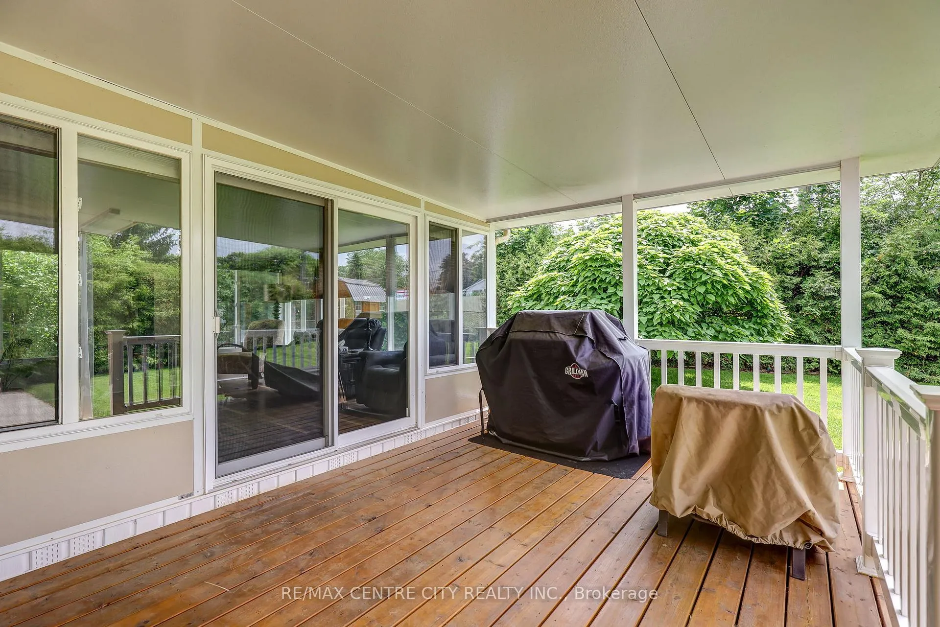 Photo 15 of 9 Northwood Place, St. Thomas — HOMEH