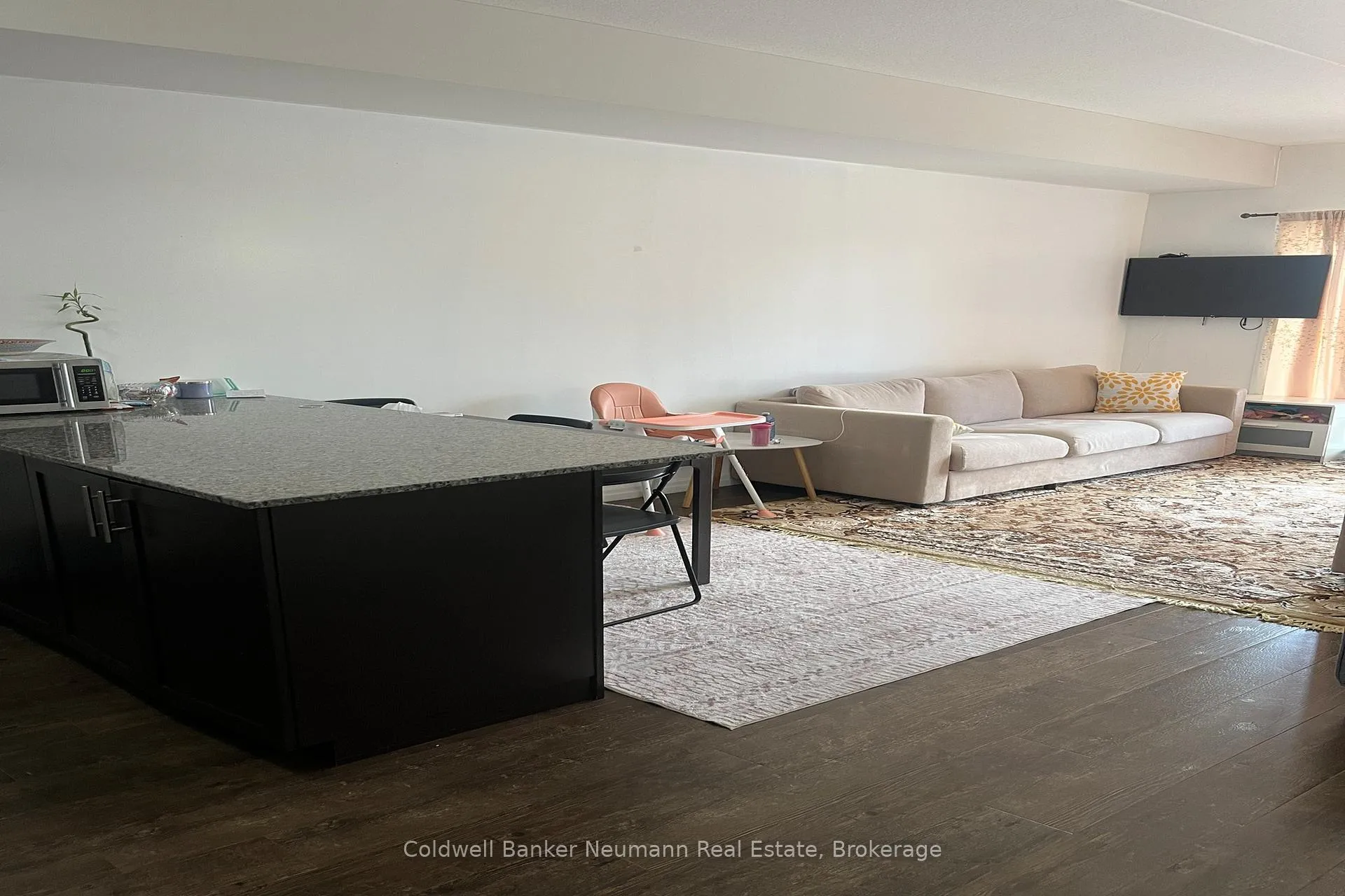 Photo 8 of Unit 217, 35 Kingsbury Square, Guelph, Pineridge/Westminster Woods — HOMEH