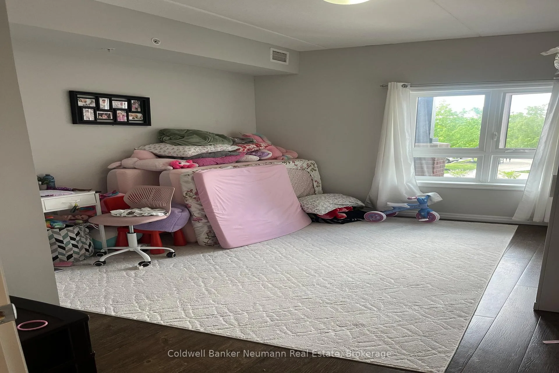 Photo 11 of Unit 217, 35 Kingsbury Square, Guelph, Pineridge/Westminster Woods — HOMEH