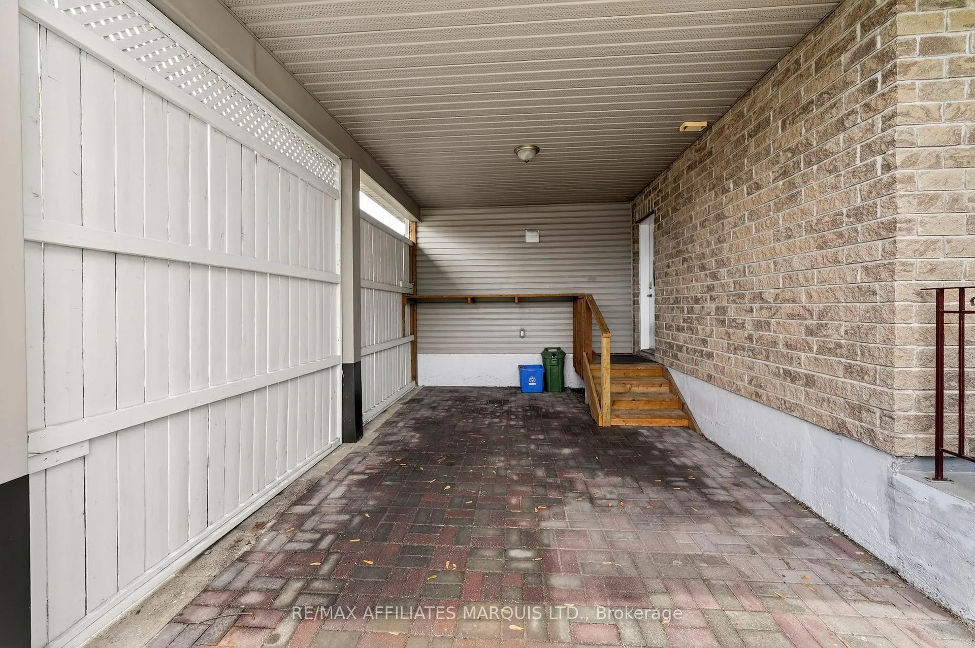 Photo 4 of 107 Tollgate Road W, Cornwall, Cornwall — HOMEH