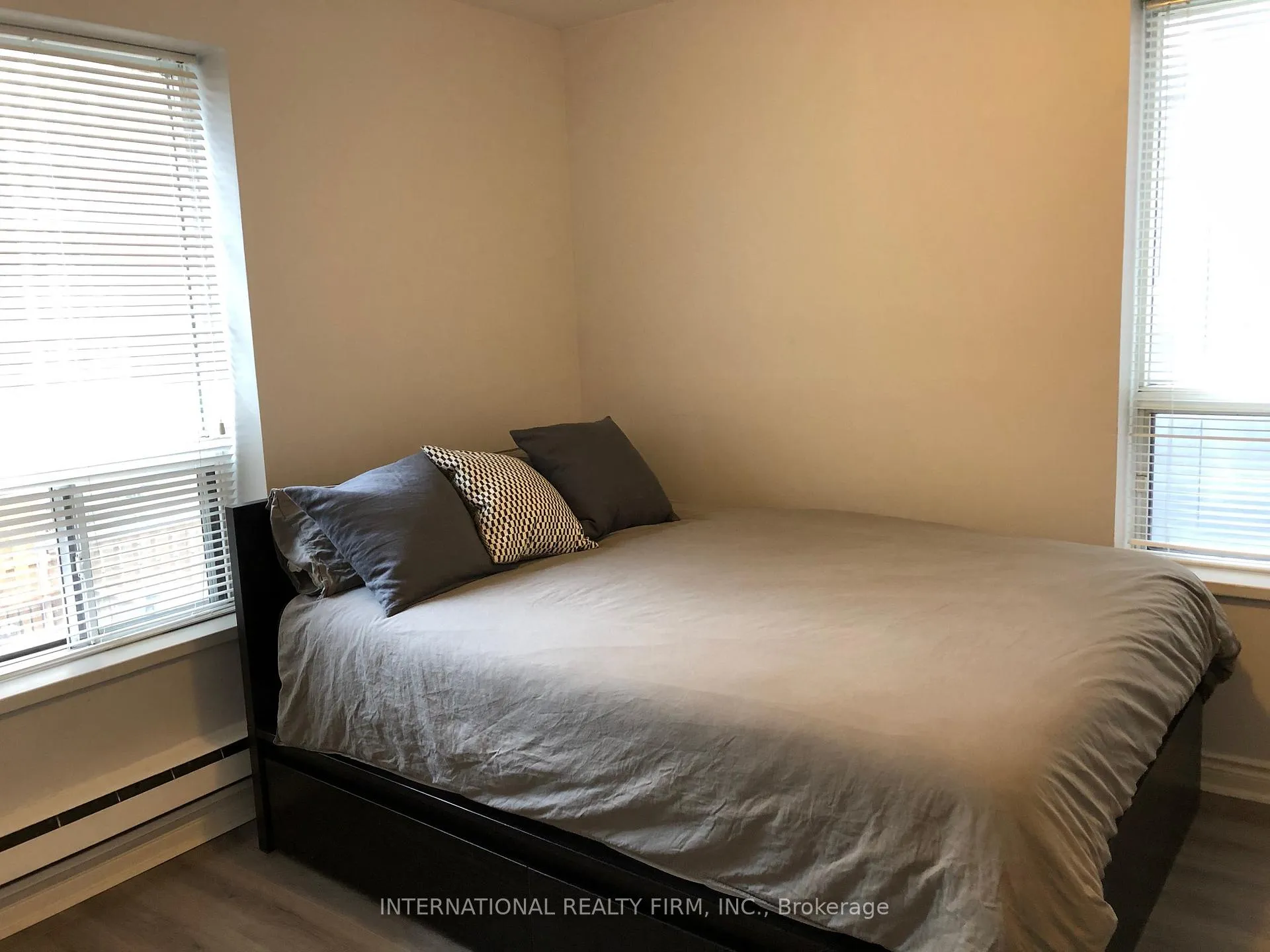 Photo 4 of Unit 2B, 274 George Street, Toronto, Moss Park — HOMEH