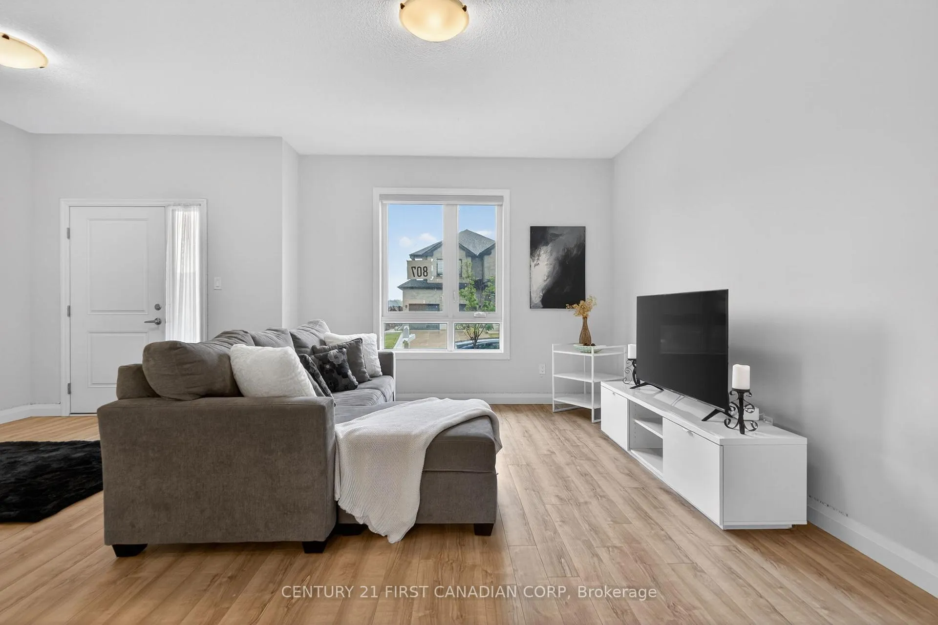 Photo 15 of Unit 9, 807 Kleinburg Drive, London, North B — HOMEH