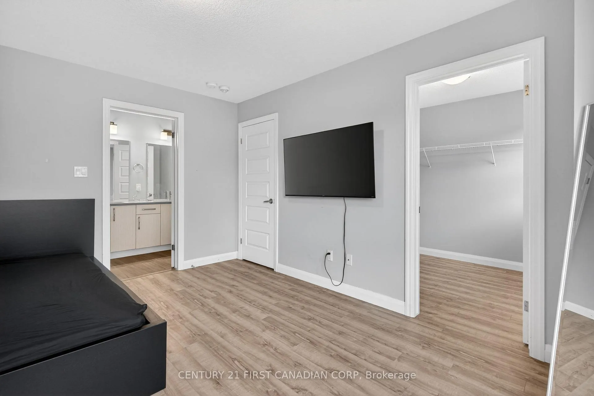Photo 25 of Unit 9, 807 Kleinburg Drive, London, North B — HOMEH
