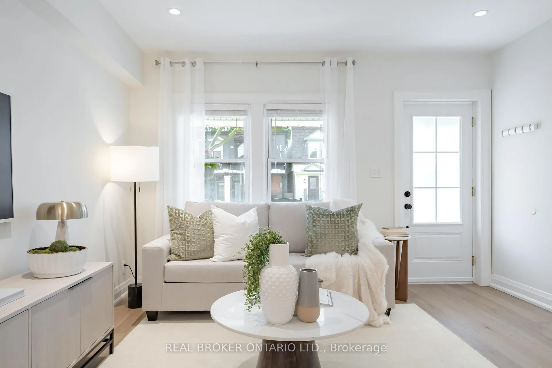 Photo 6 of 162 Coleman Avenue, Toronto, East End-Danforth — HOMEH