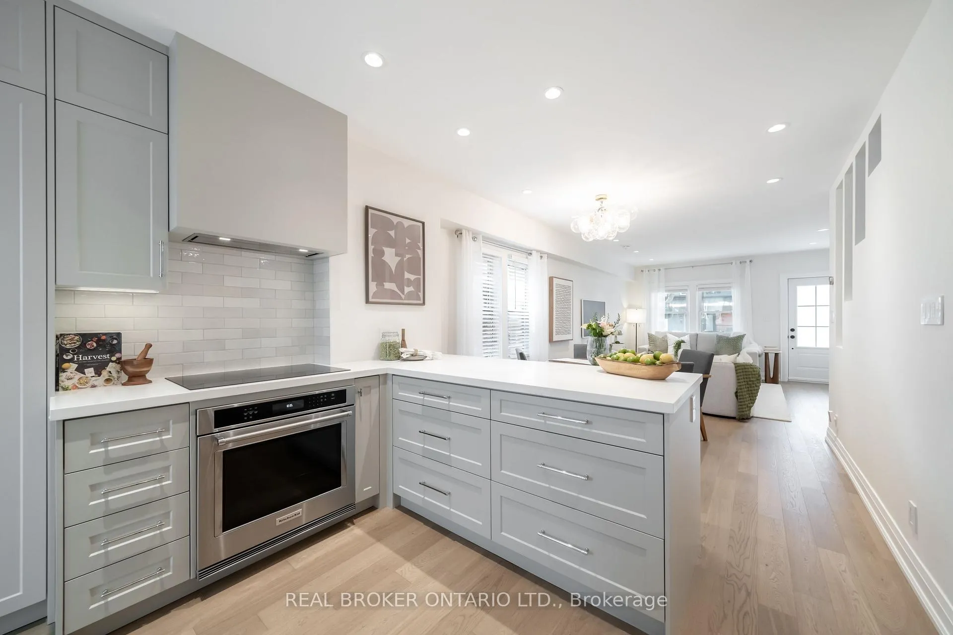 Photo 11 of 162 Coleman Avenue, Toronto, East End-Danforth — HOMEH