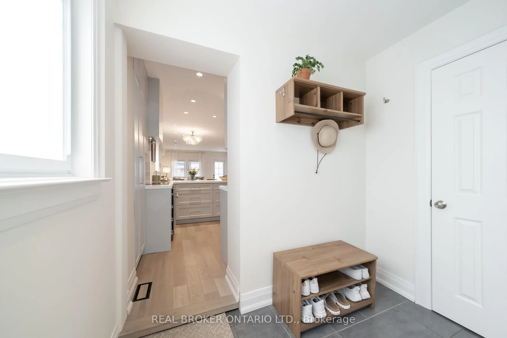 Photo 12 of 162 Coleman Avenue, Toronto, East End-Danforth — HOMEH