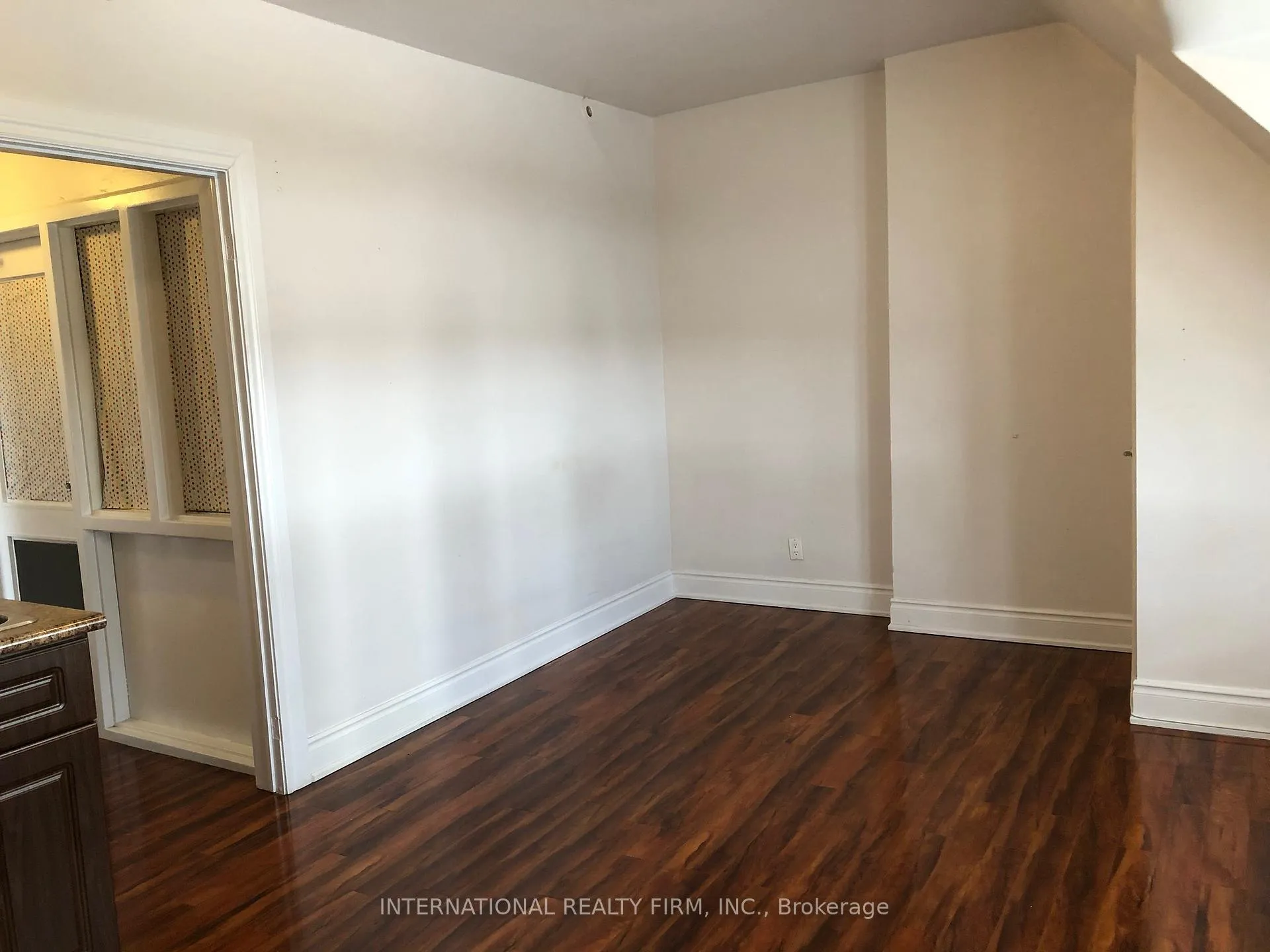 Photo 2 of Unit 1A, 197 Dundas Street E, Toronto, Moss Park — HOMEH
