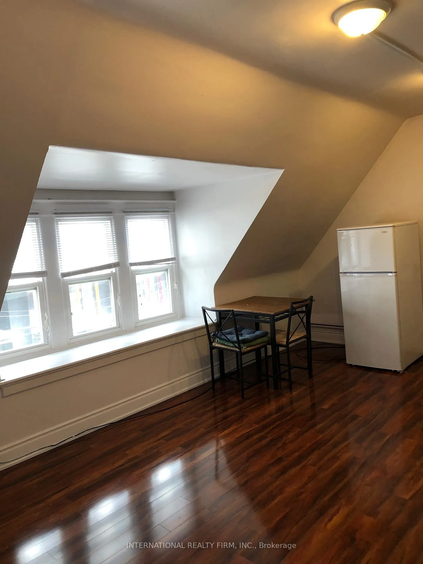 Photo 5 of Unit 1A, 197 Dundas Street E, Toronto, Moss Park — HOMEH