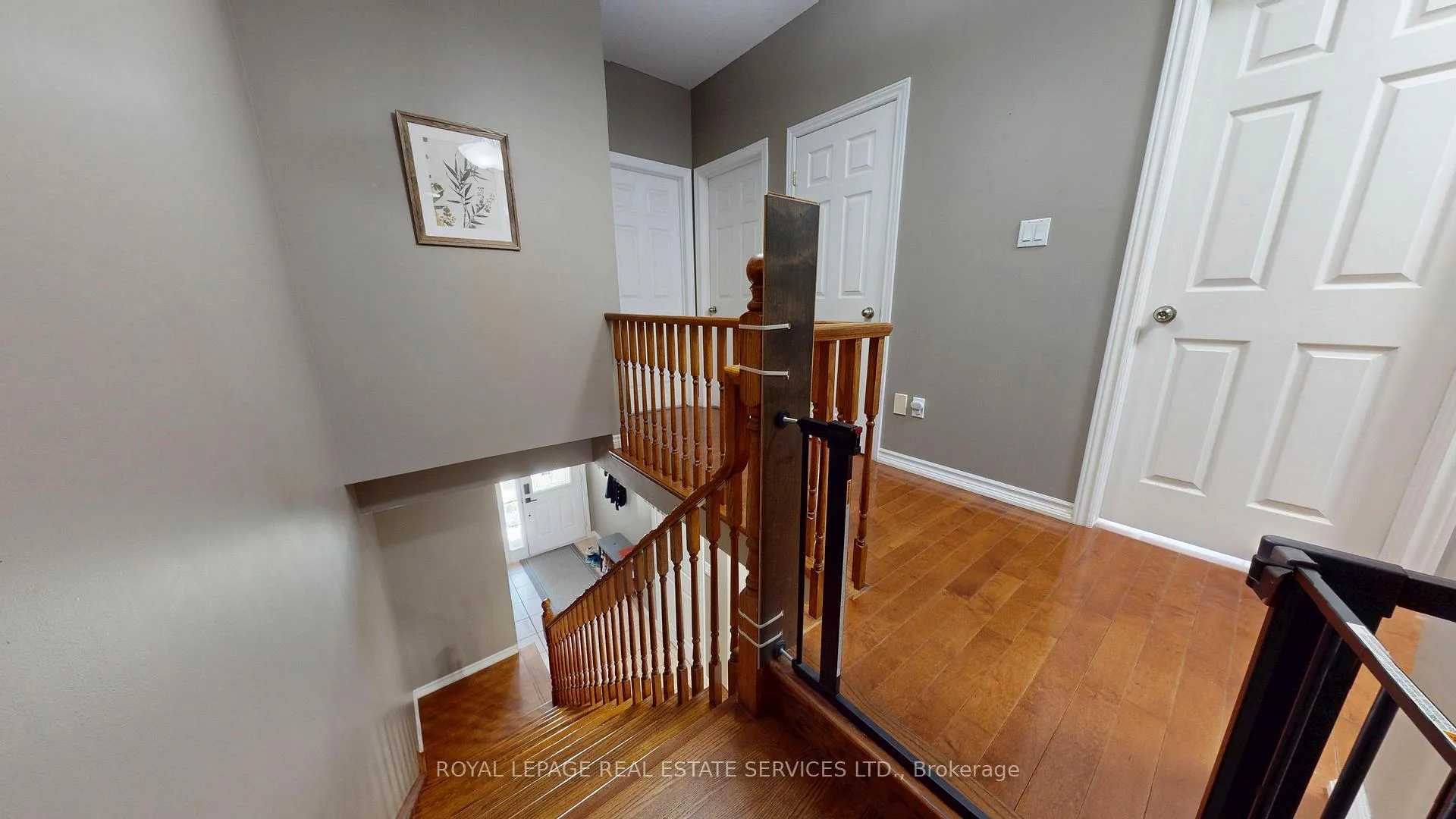 Photo 16 of 65 Morwick Drive, Hamilton, Ancaster — HOMEH