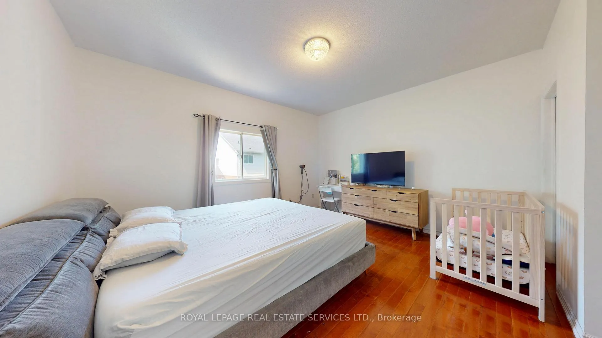 Photo 19 of 65 Morwick Drive, Hamilton, Ancaster — HOMEH