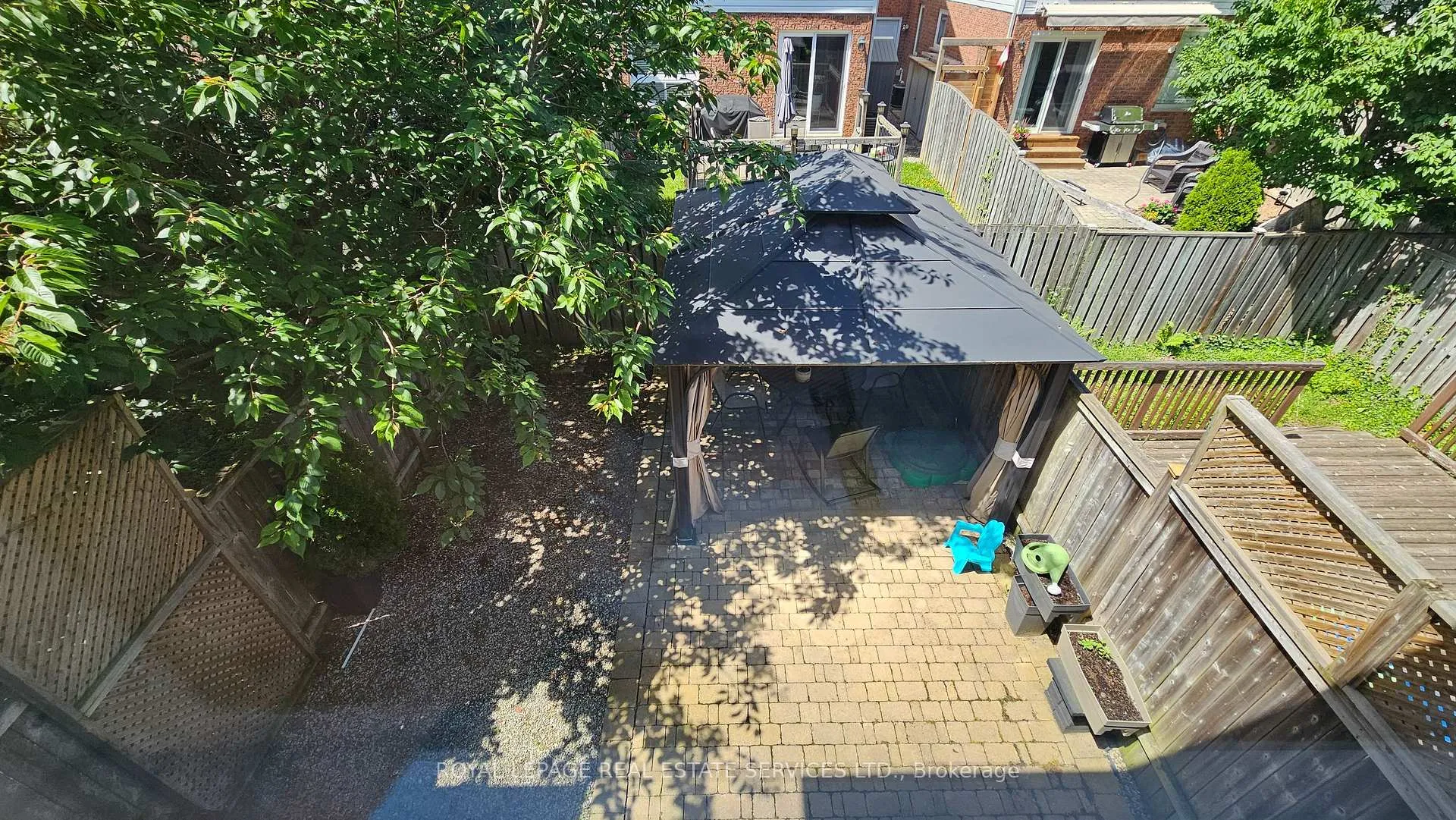 Photo 37 of 65 Morwick Drive, Hamilton, Ancaster — HOMEH