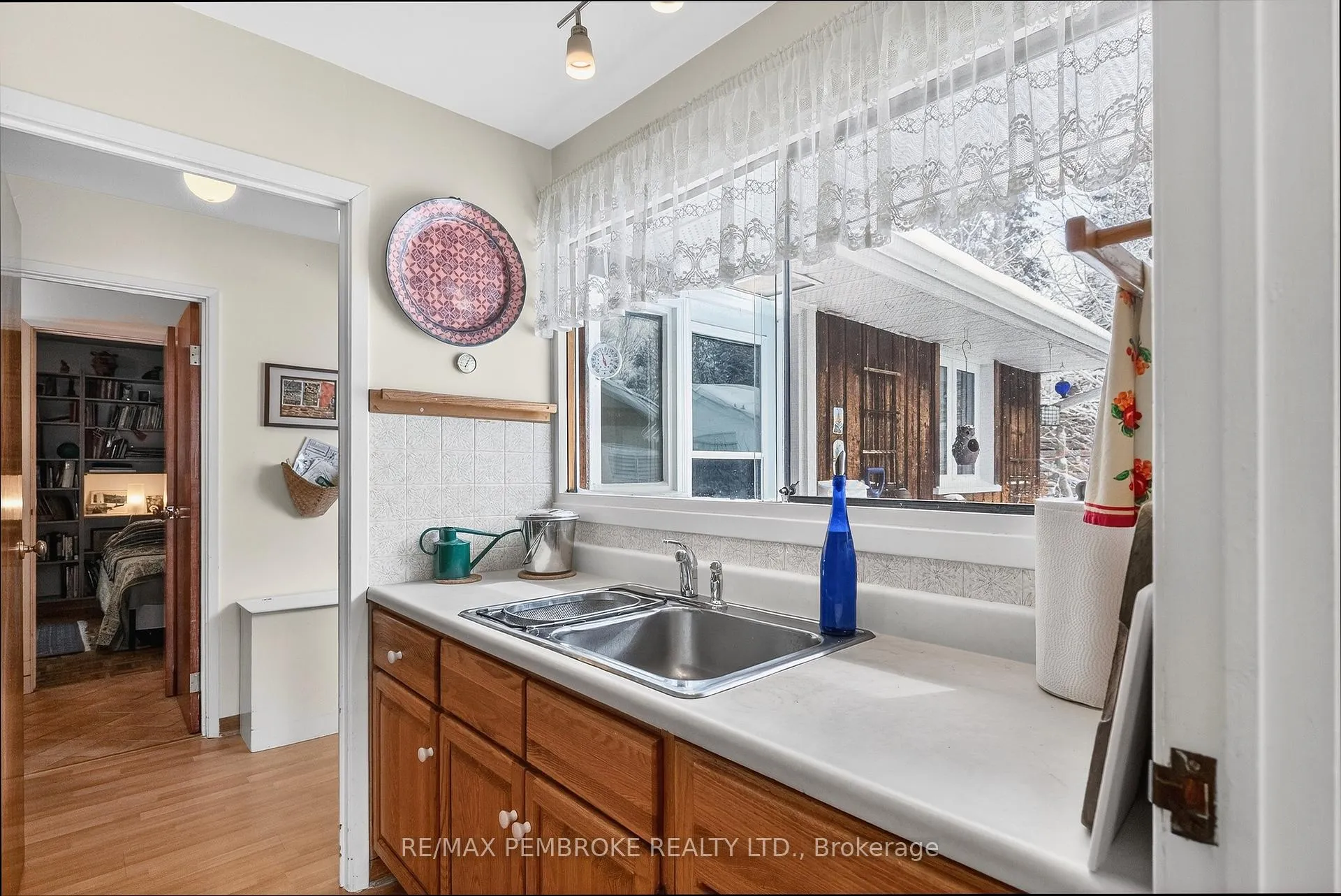 Photo 16 of 98 Glendale Avenue, Deep River, Deep River — HOMEH