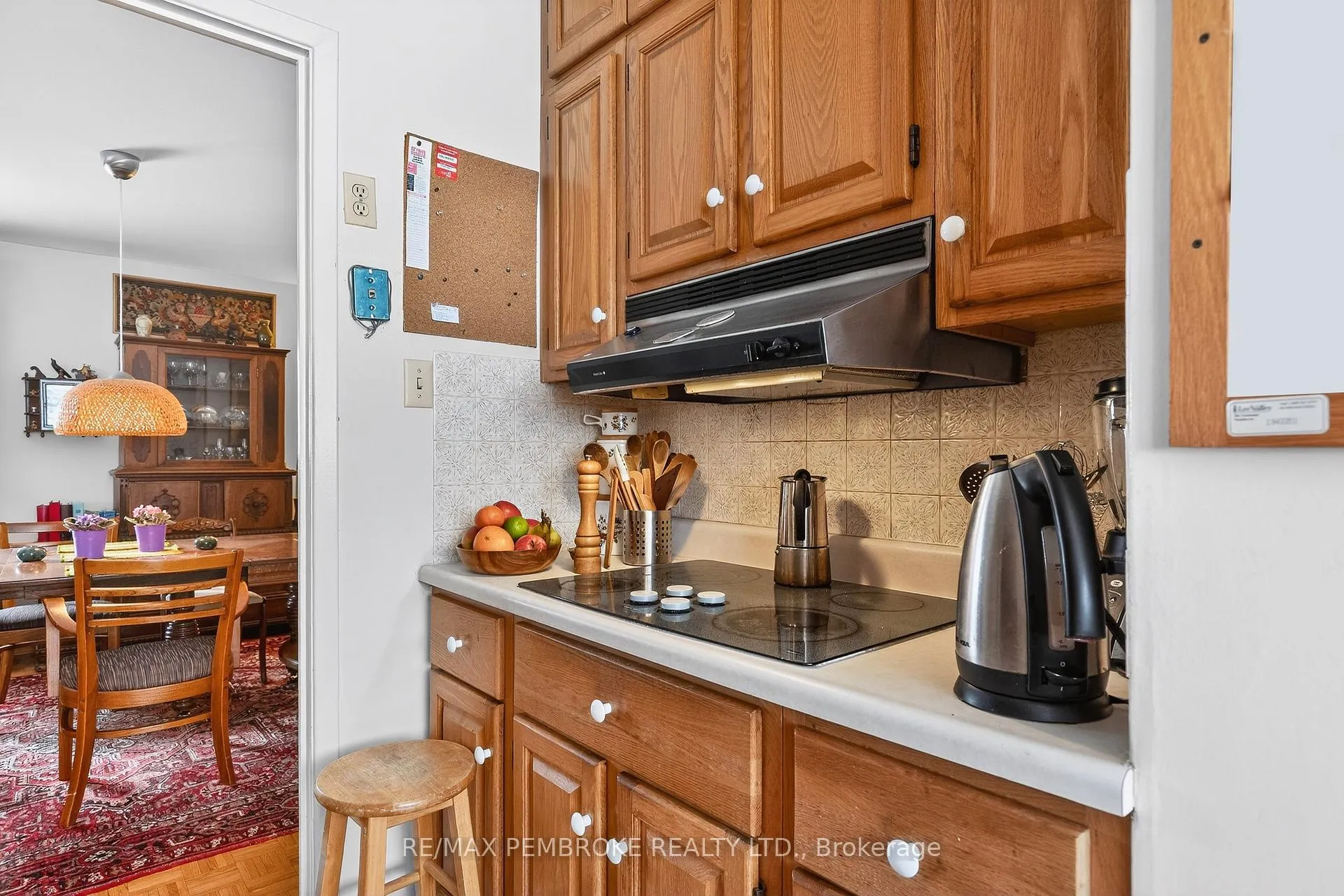 Photo 19 of 98 Glendale Avenue, Deep River, Deep River — HOMEH